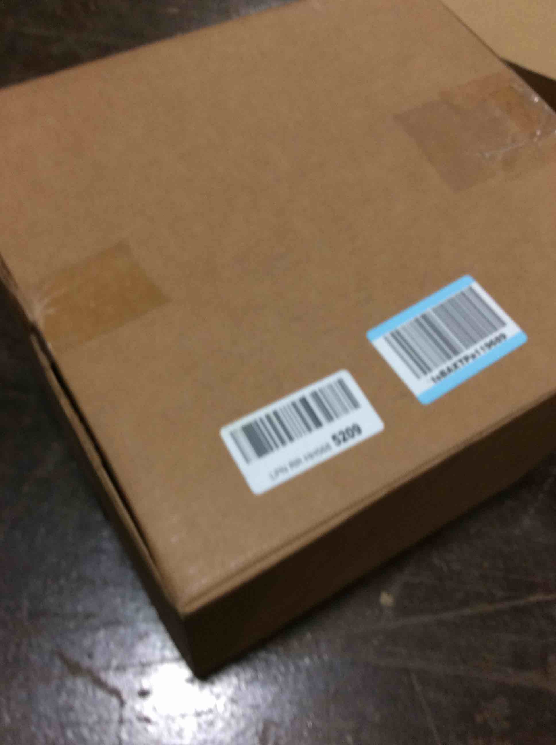 https://s3.amazonaws.com/lotting-images-prod/bidfta/YEL5481947_1703704443676.jpeg