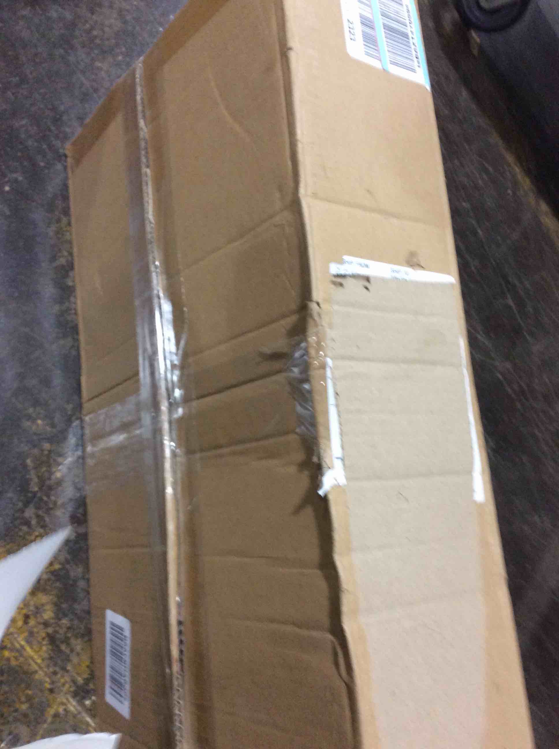 https://s3.amazonaws.com/lotting-images-prod/bidfta/YEL5481981_1703711252511.jpeg