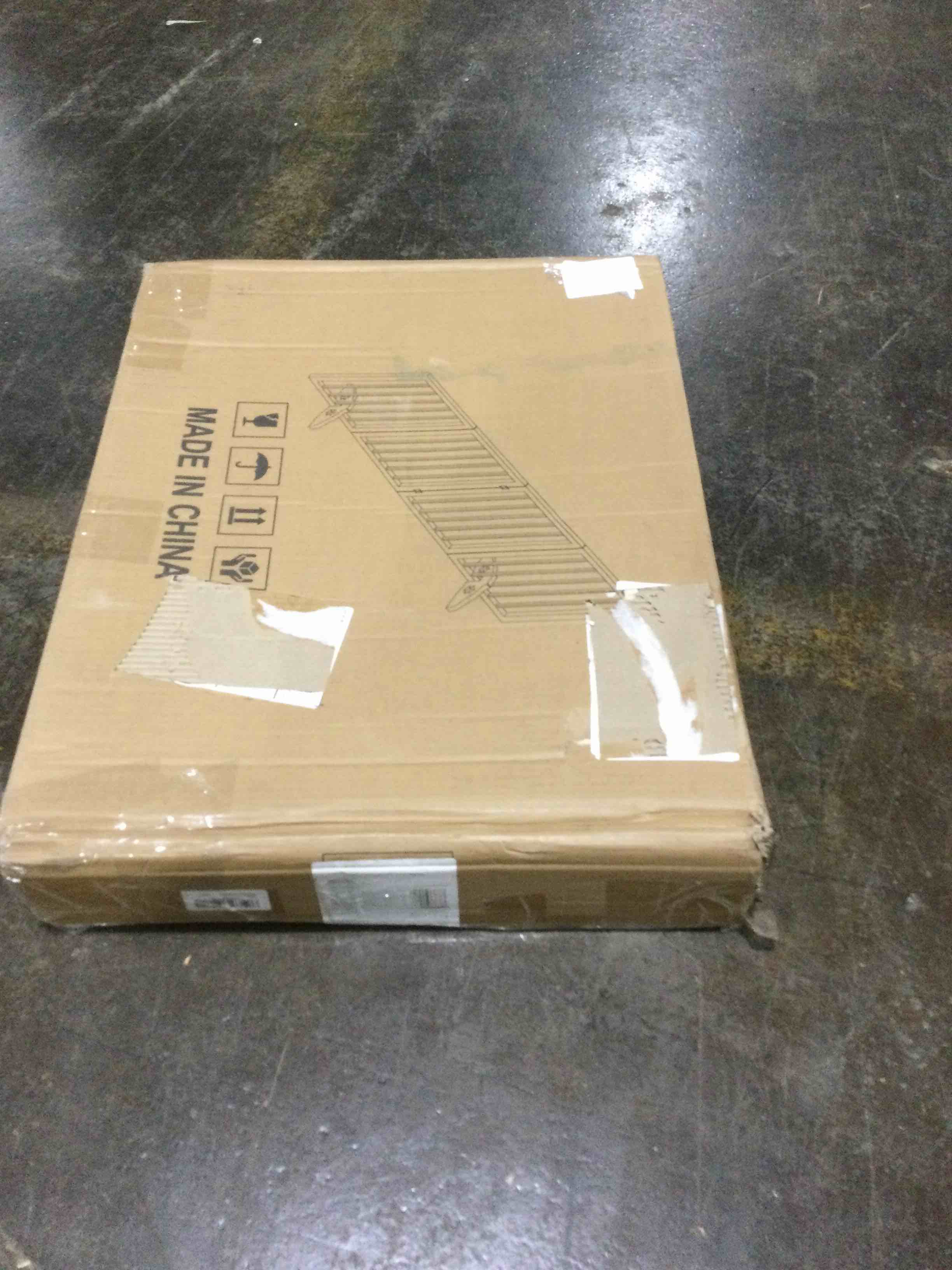 https://s3.amazonaws.com/lotting-images-prod/bidfta/YEL5483214_1704903394866.jpeg