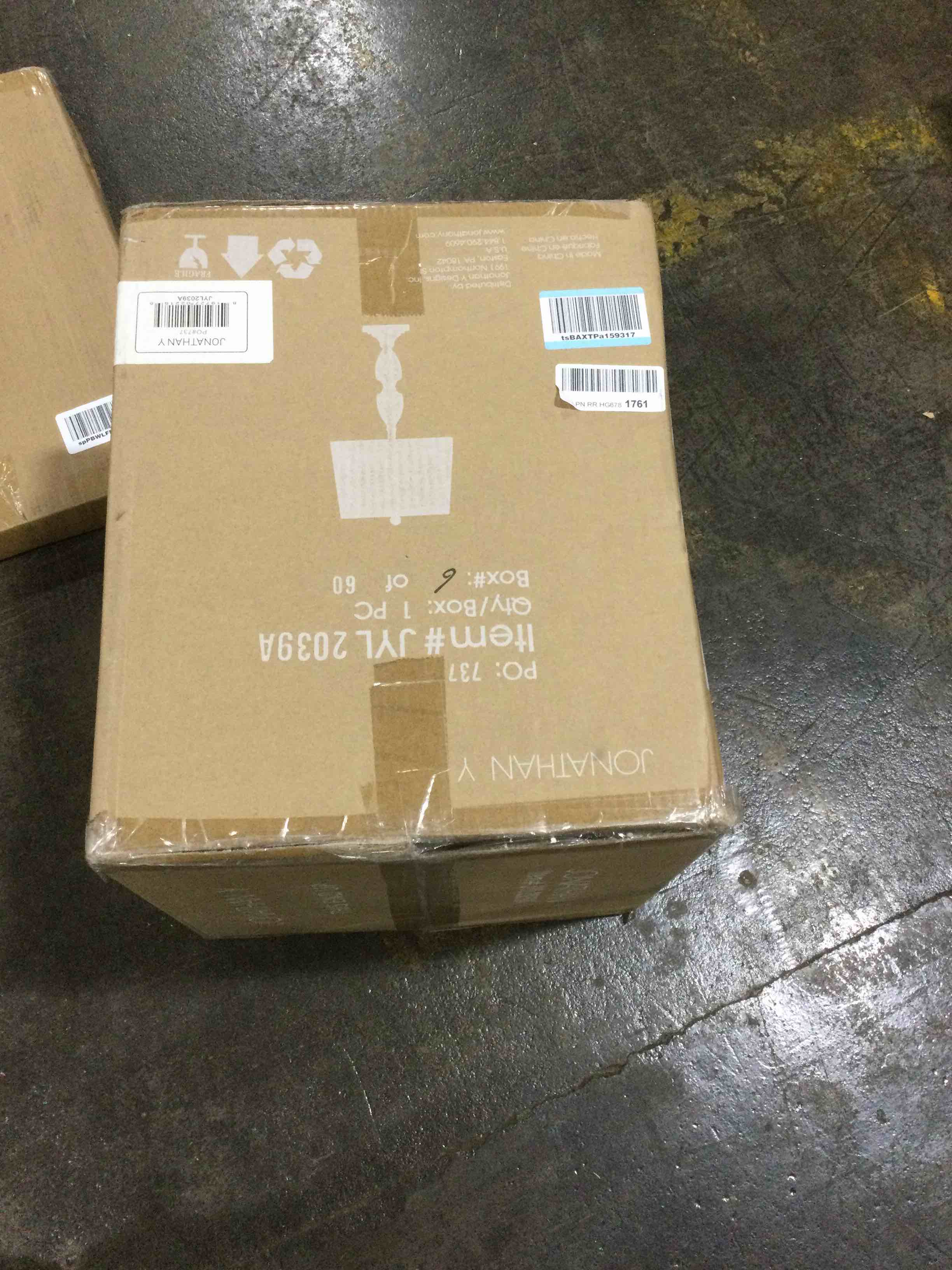 https://s3.amazonaws.com/lotting-images-prod/bidfta/YEL5484231_1705612728518.jpeg