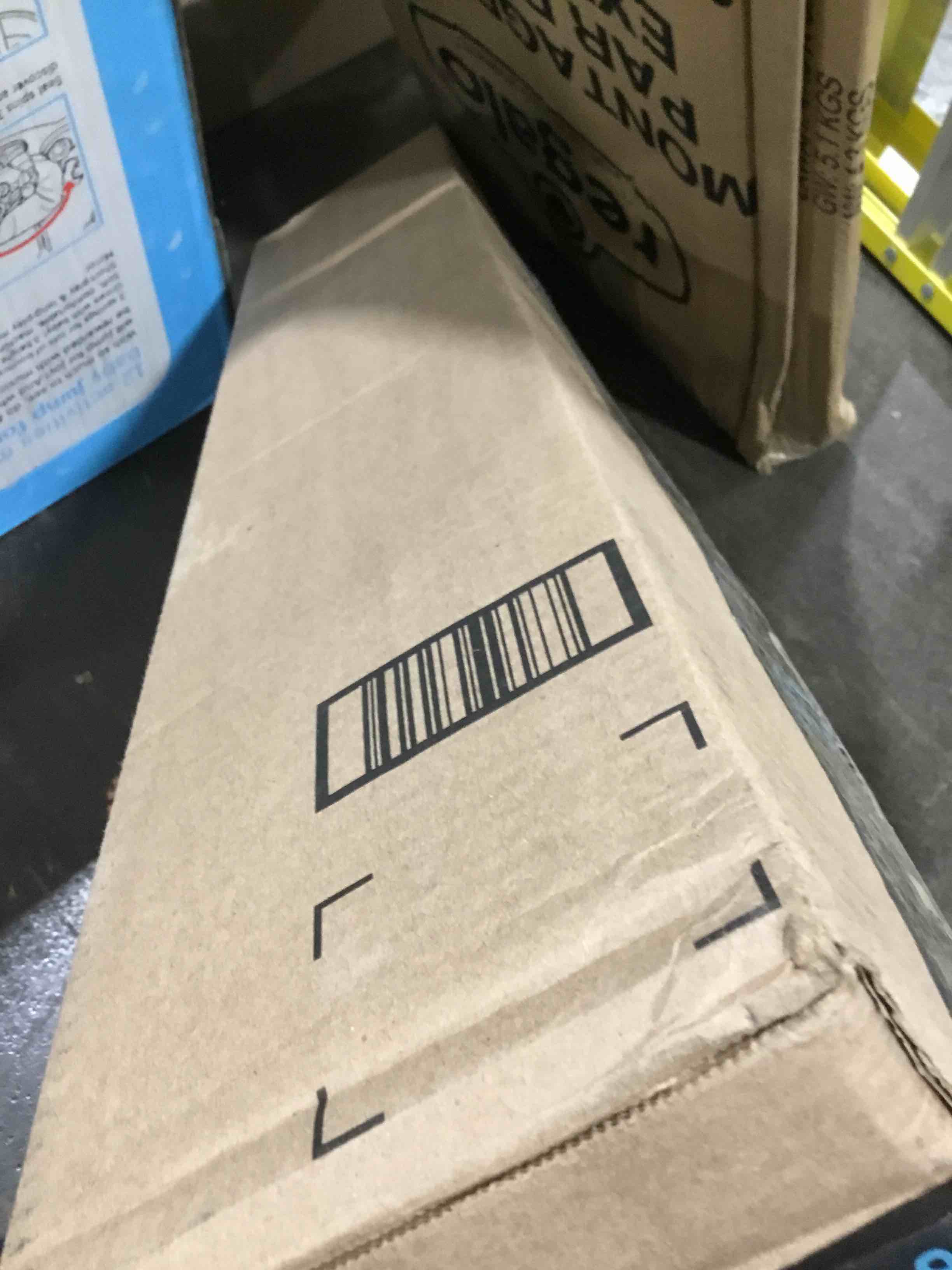 https://s3.amazonaws.com/lotting-images-prod/bidfta/YEL5485635_1706032720584.jpeg