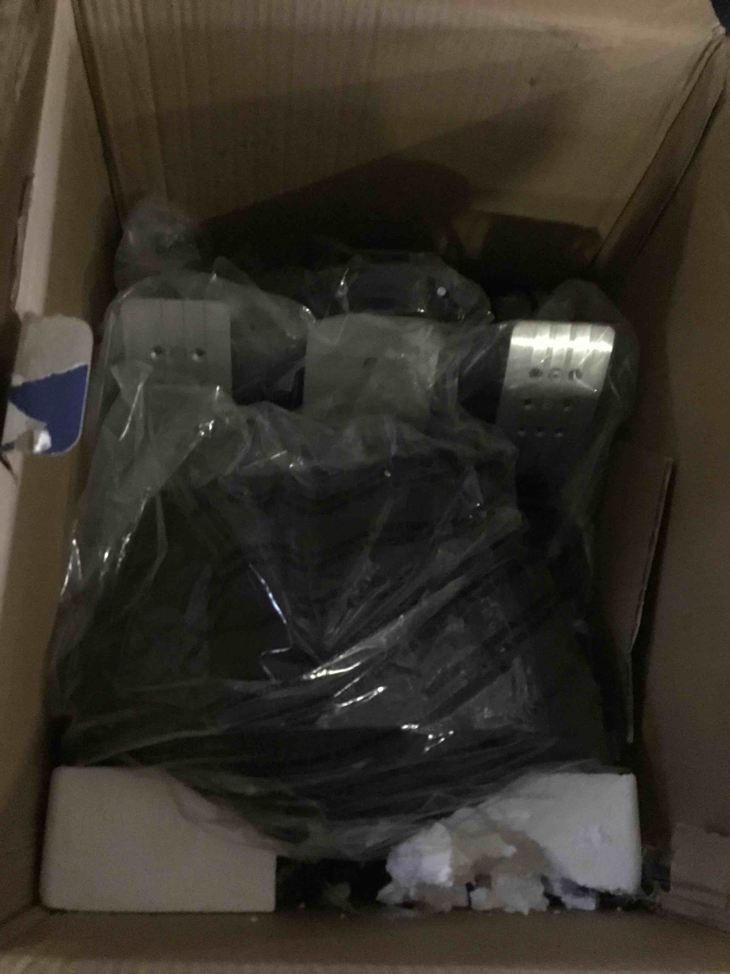 https://s3.amazonaws.com/lotting-images-prod/bidfta/YEL5486136_1702042426182.jpeg