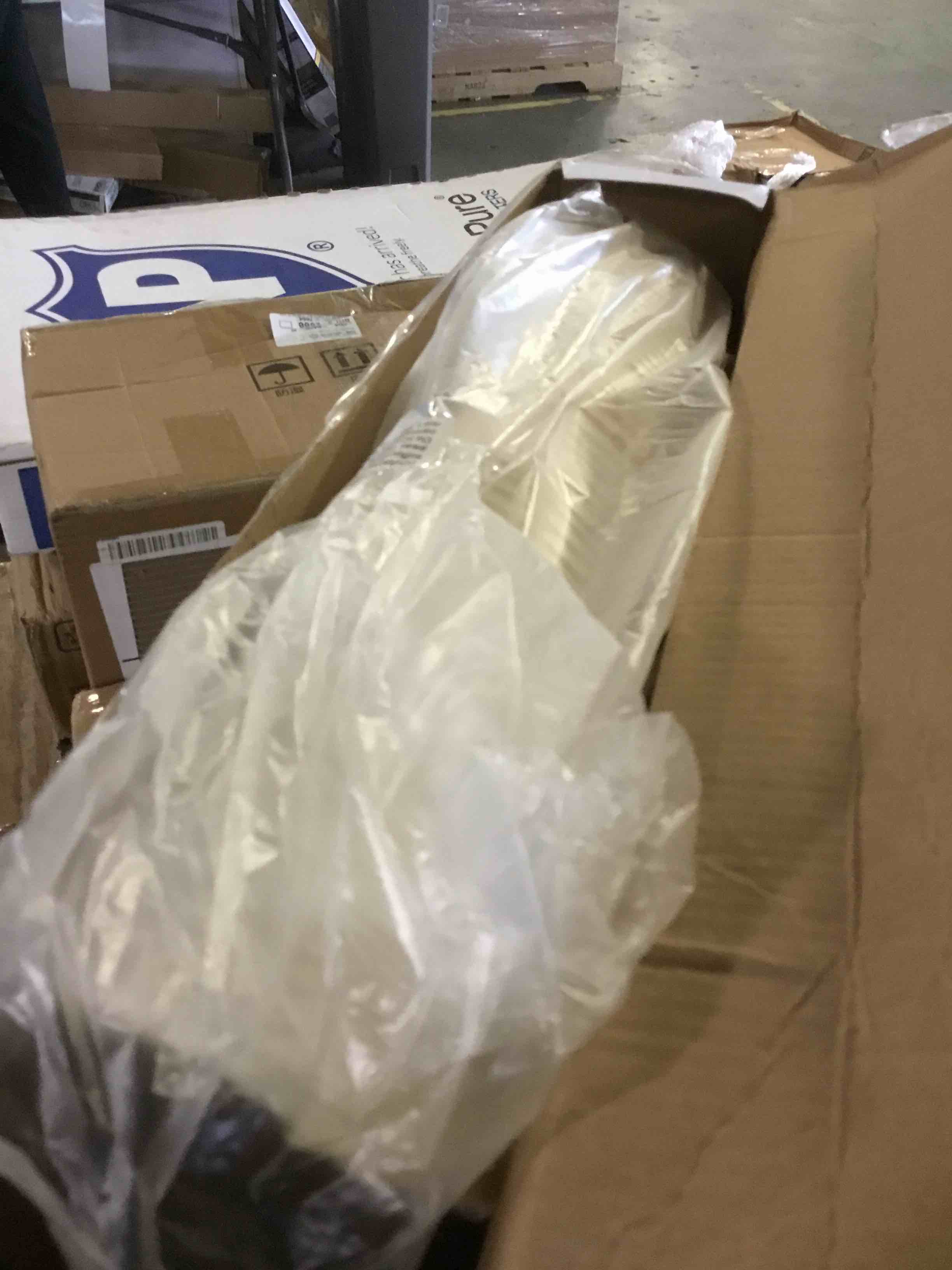 https://s3.amazonaws.com/lotting-images-prod/bidfta/YEL5486448_1702319129158.jpeg