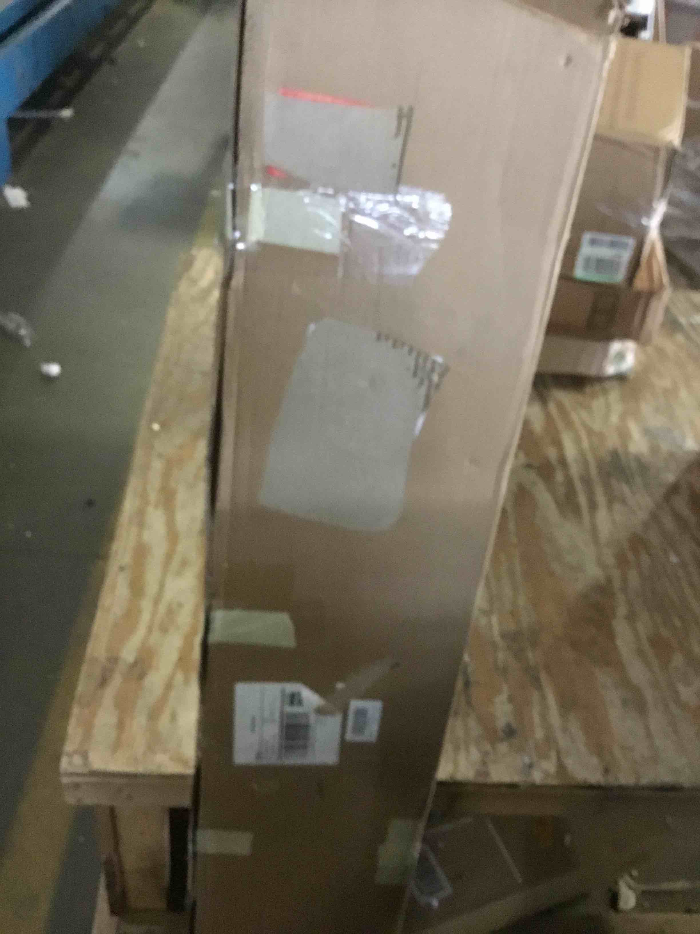 https://s3.amazonaws.com/lotting-images-prod/bidfta/YEL5487322_1702669886572.jpeg