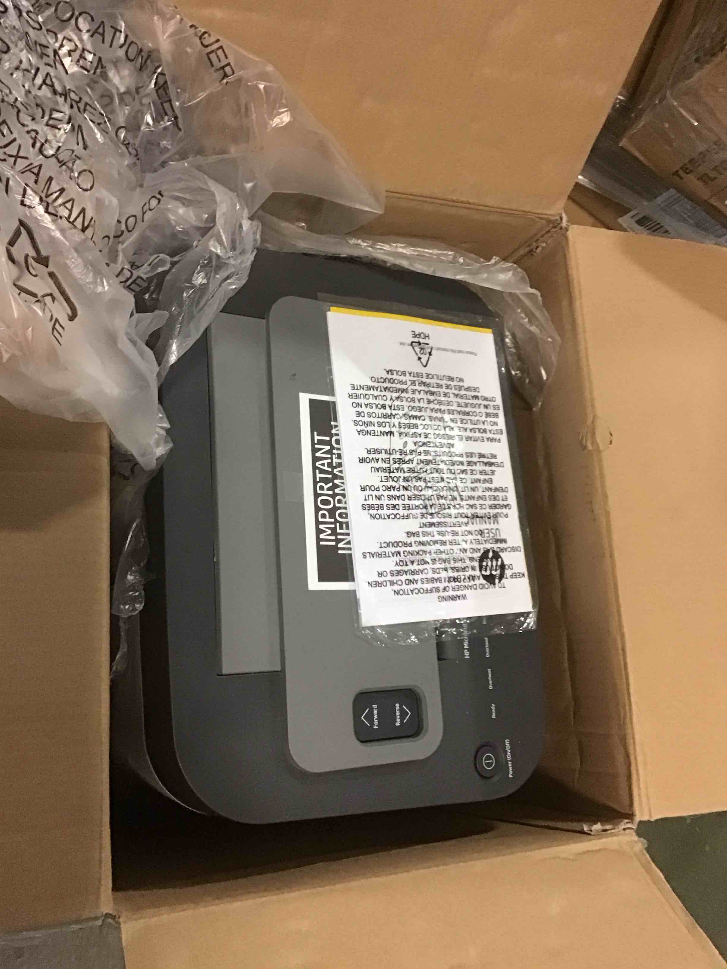 https://s3.amazonaws.com/lotting-images-prod/bidfta/YEL5489037_1701895807118.jpeg