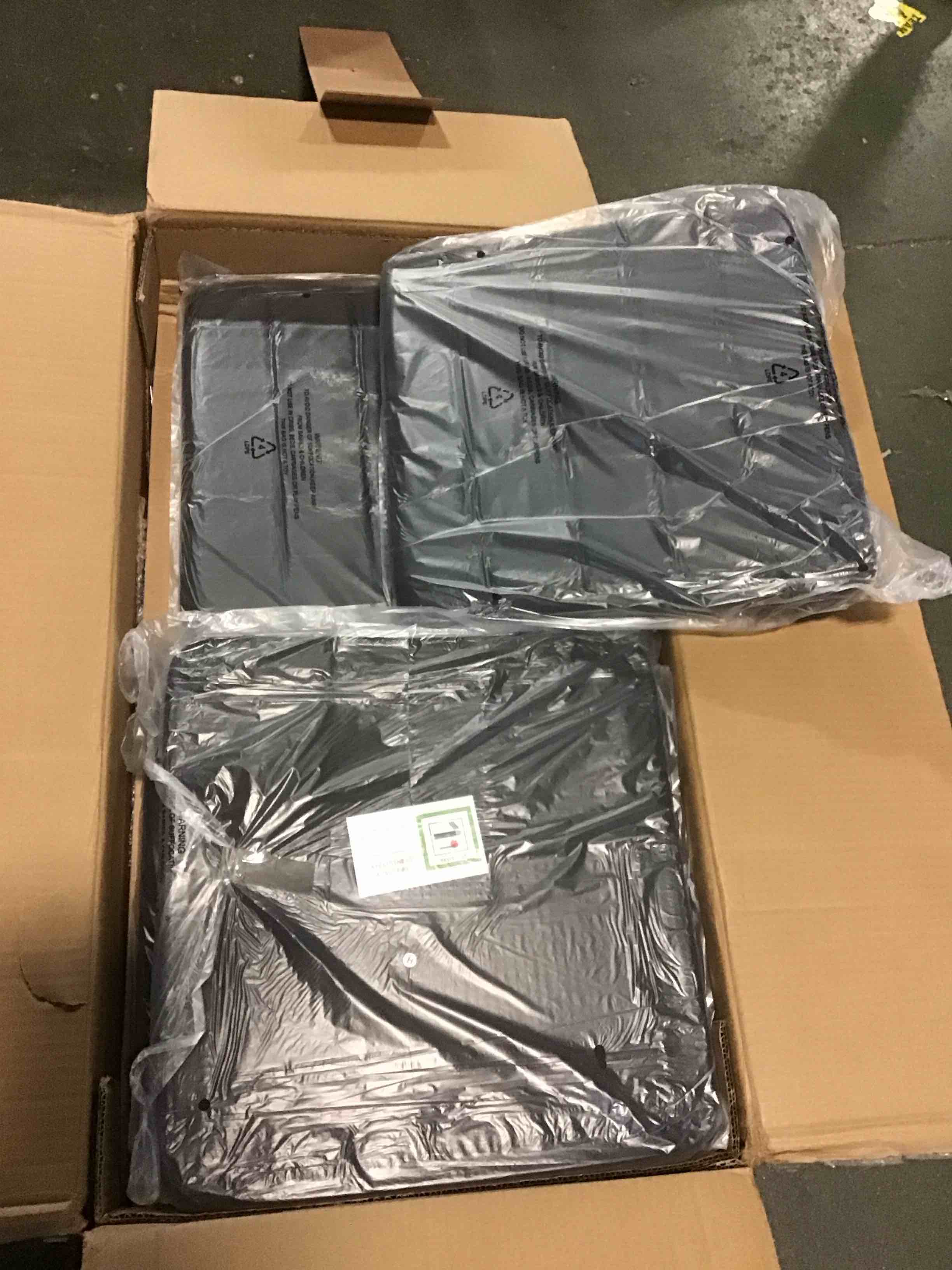 https://s3.amazonaws.com/lotting-images-prod/bidfta/YEL5489042_1701896412435.jpeg