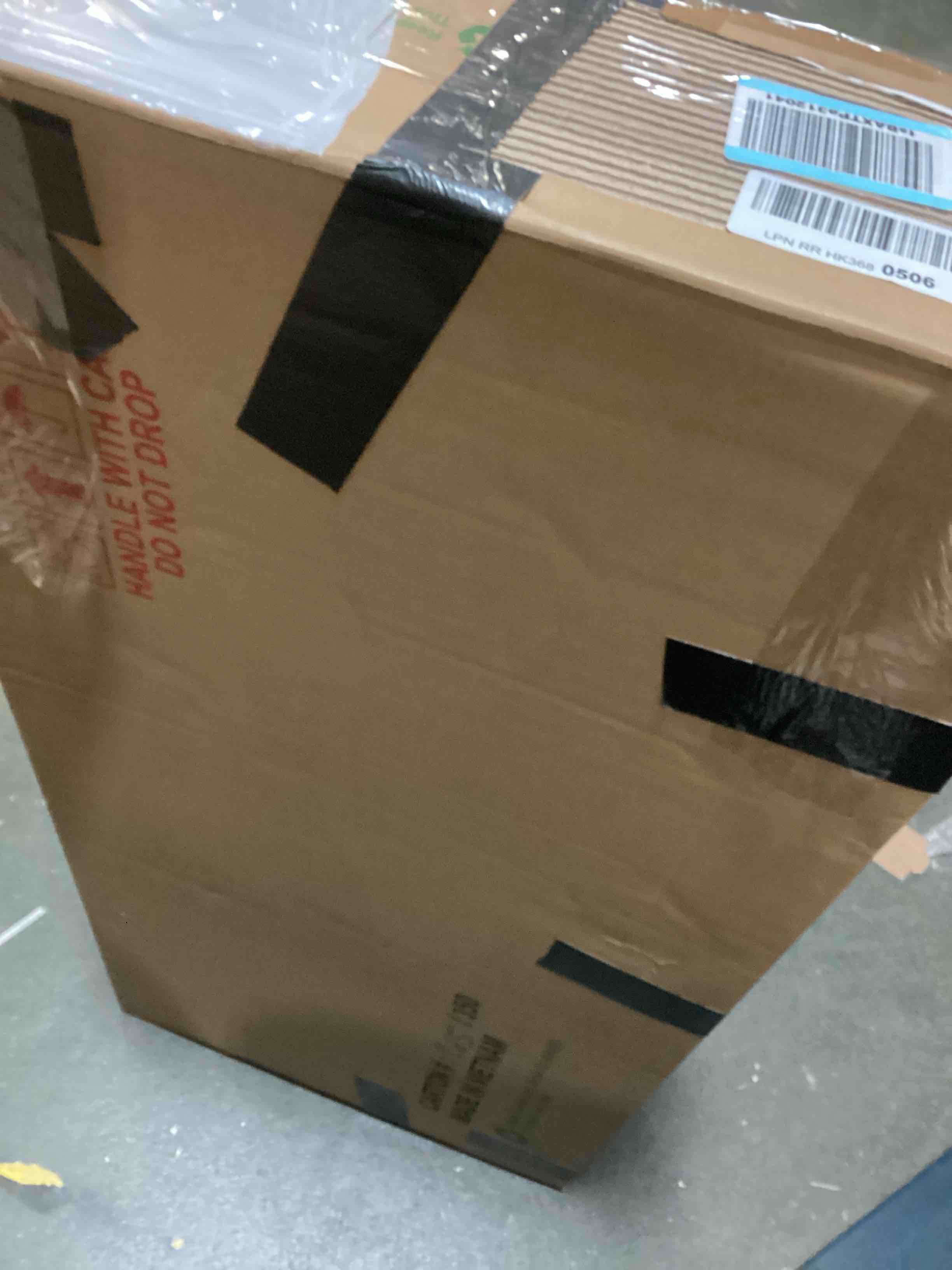 https://s3.amazonaws.com/lotting-images-prod/bidfta/YEL5490538_1701808514173.jpeg