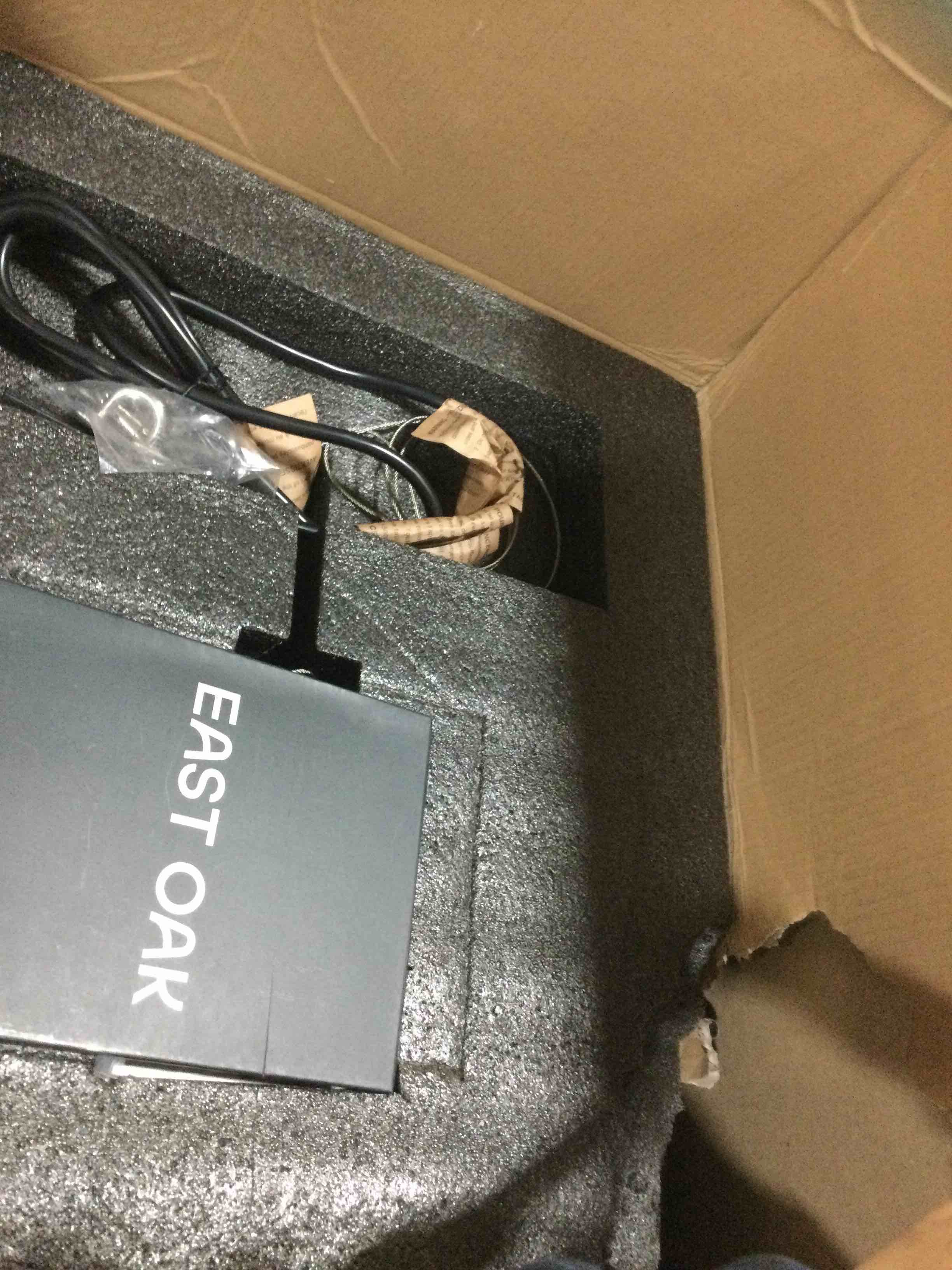 https://s3.amazonaws.com/lotting-images-prod/bidfta/YEL5490964_1701982584202.jpeg