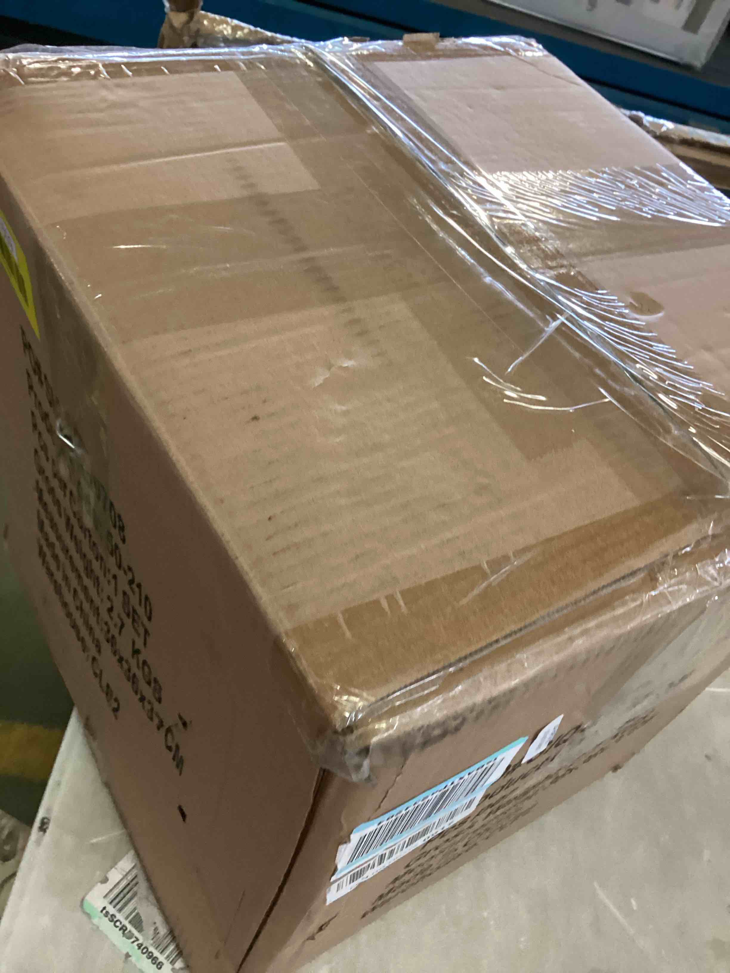 https://s3.amazonaws.com/lotting-images-prod/bidfta/YEL5491609_1702491723382.jpeg