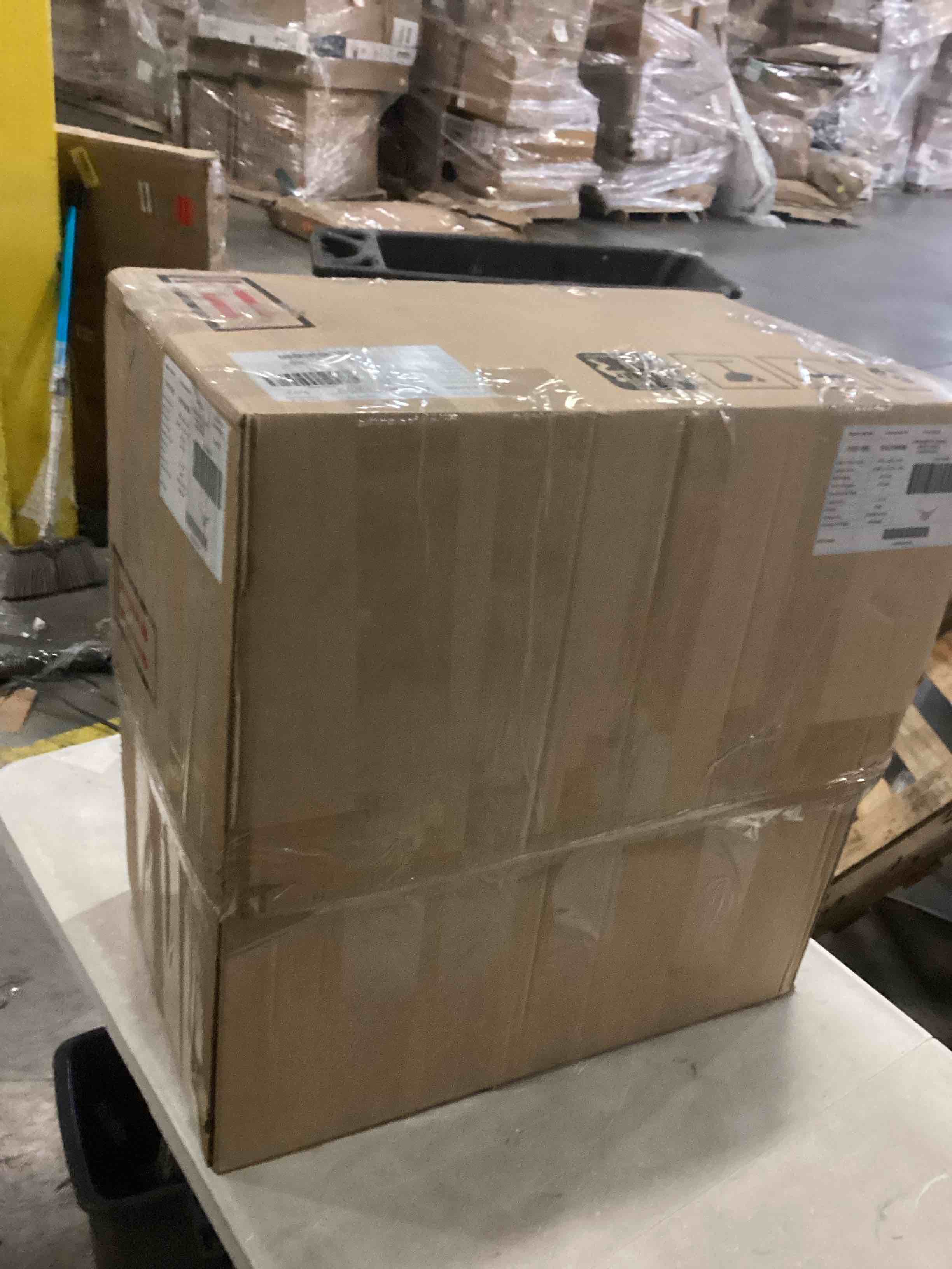 https://s3.amazonaws.com/lotting-images-prod/bidfta/YEL5494164_1728570720354.jpeg
