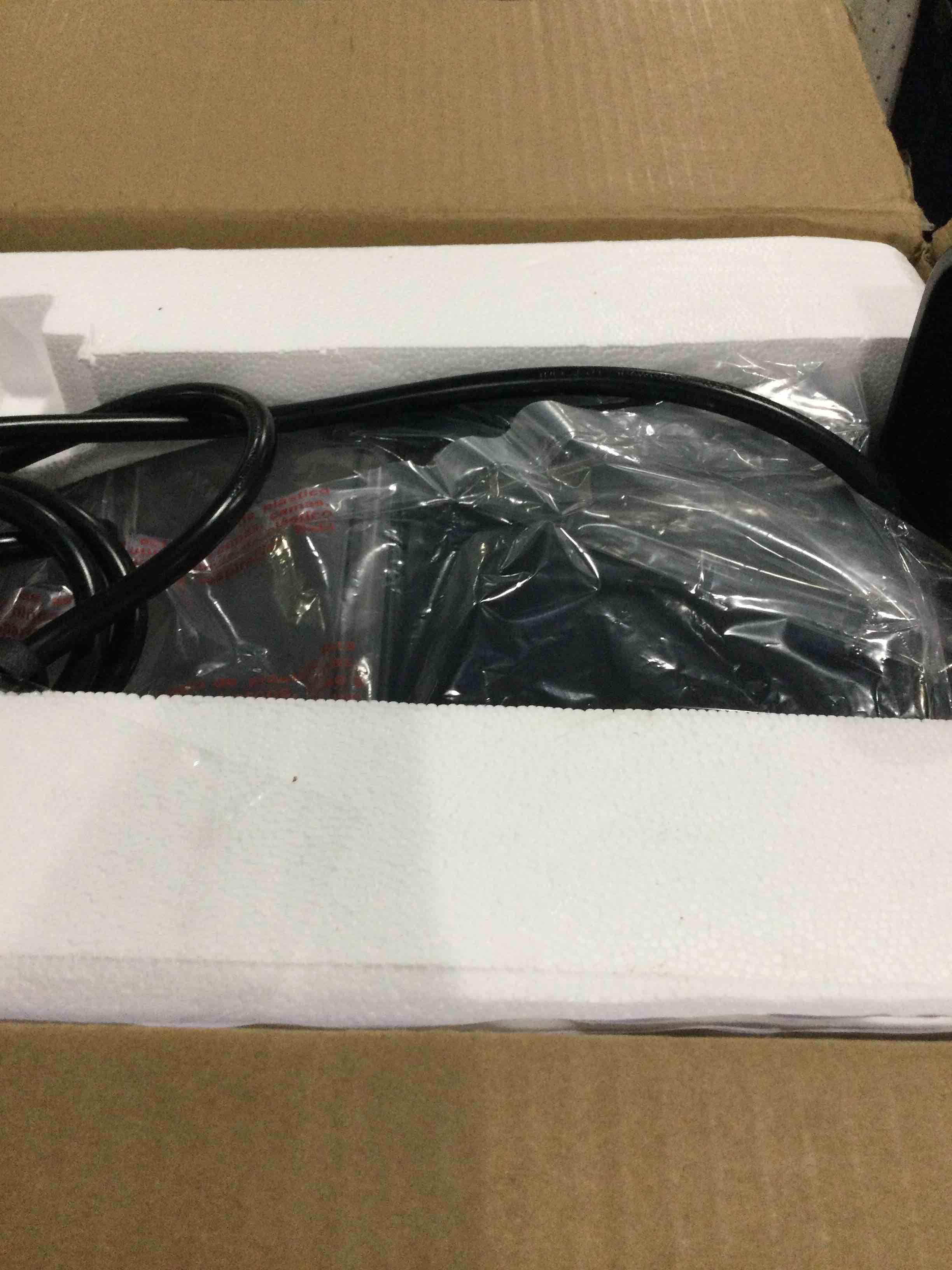 https://s3.amazonaws.com/lotting-images-prod/bidfta/YEL5496603_1726751569048.jpeg