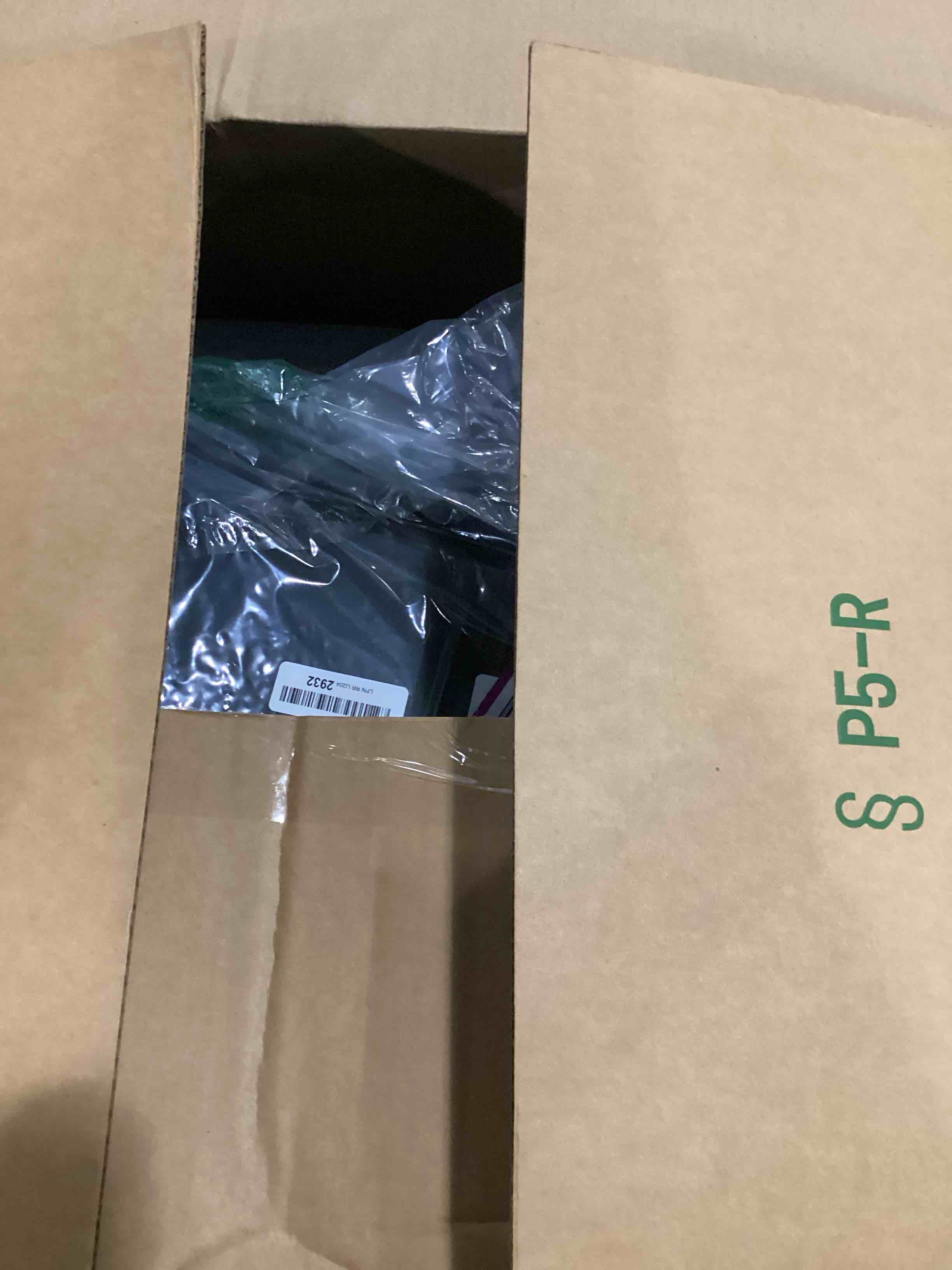 https://s3.amazonaws.com/lotting-images-prod/bidfta/YEL5496906_1727786805502.jpeg