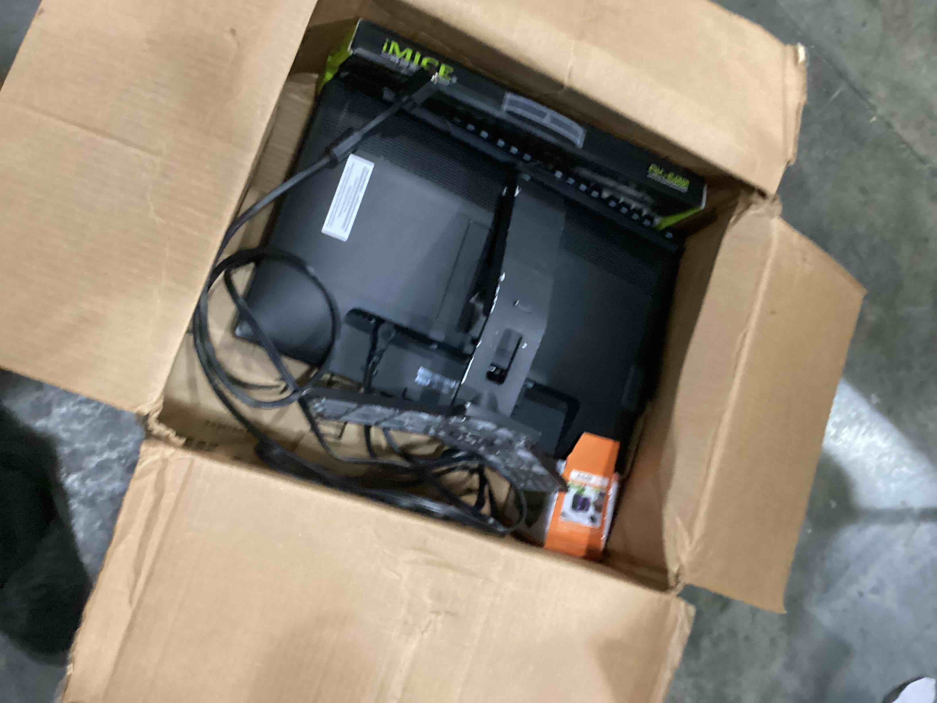 https://s3.amazonaws.com/lotting-images-prod/bidfta/YEL5497239_1729089618203.jpeg