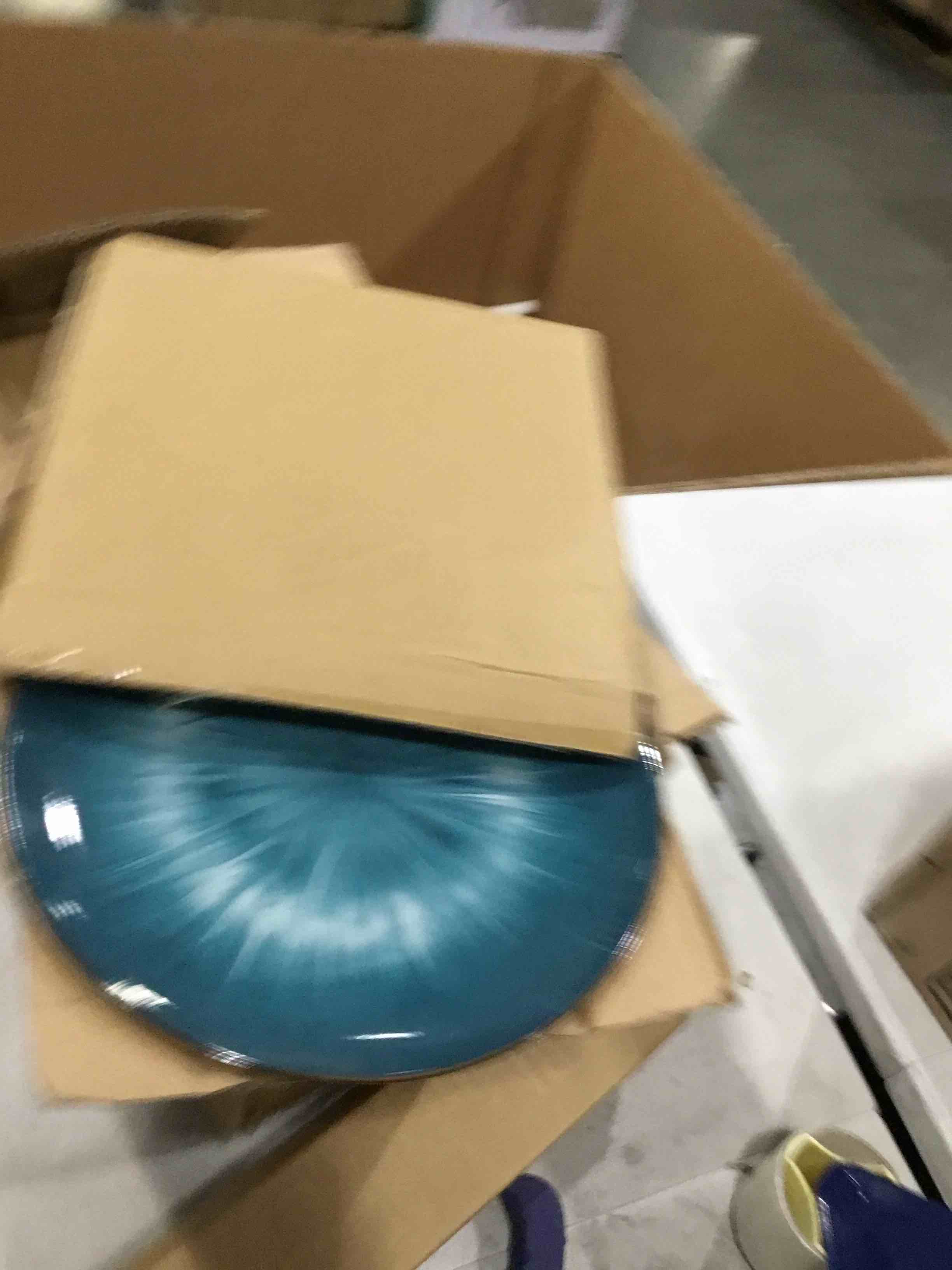 https://s3.amazonaws.com/lotting-images-prod/bidfta/YEL5497378_1729190197482.jpeg