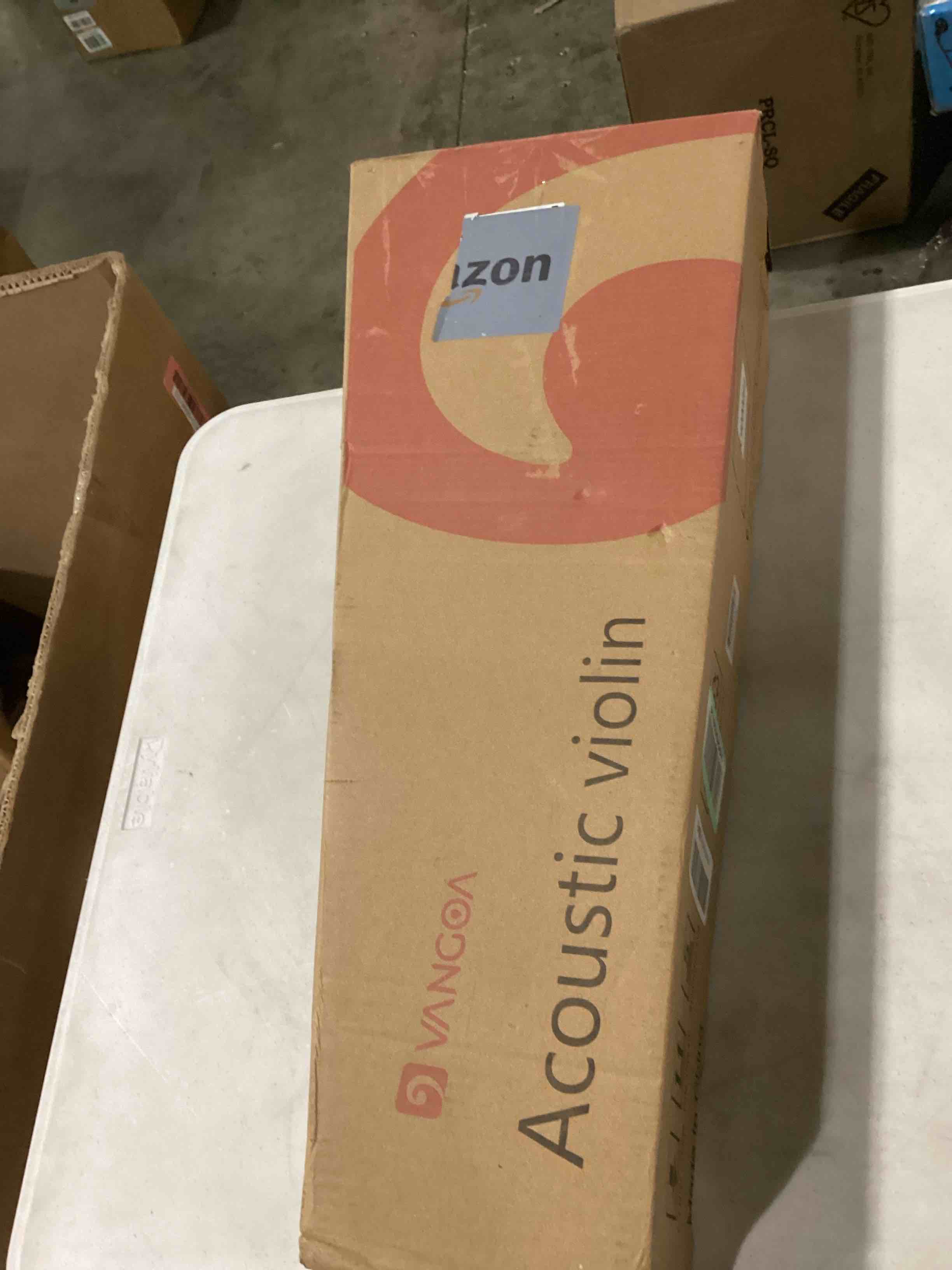 https://s3.amazonaws.com/lotting-images-prod/bidfta/YEL5497968_1728562812185.jpeg