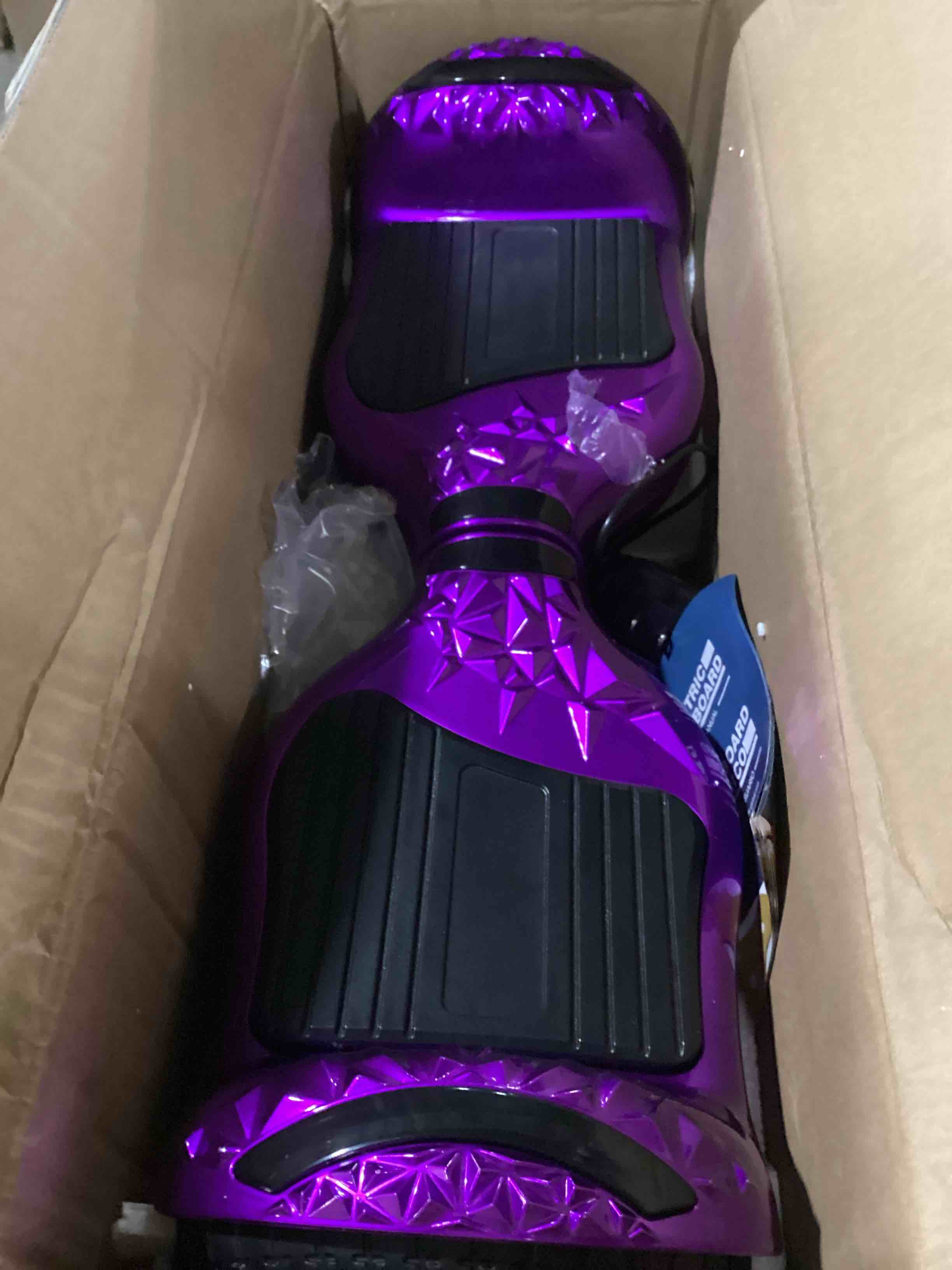 https://s3.amazonaws.com/lotting-images-prod/bidfta/YEL5497974_1728563544725.jpeg