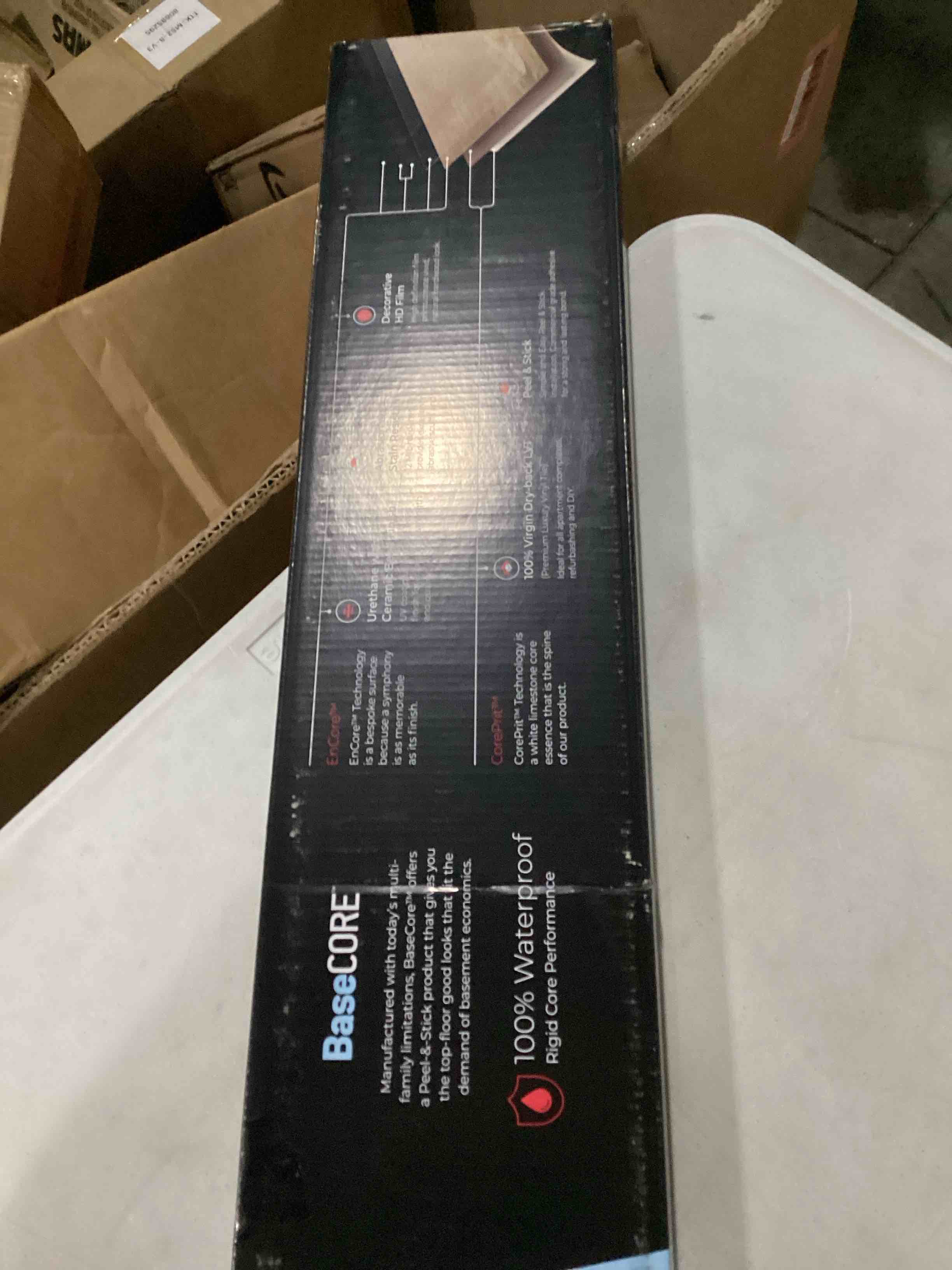 https://s3.amazonaws.com/lotting-images-prod/bidfta/YEL5498107_1728584932040.jpeg