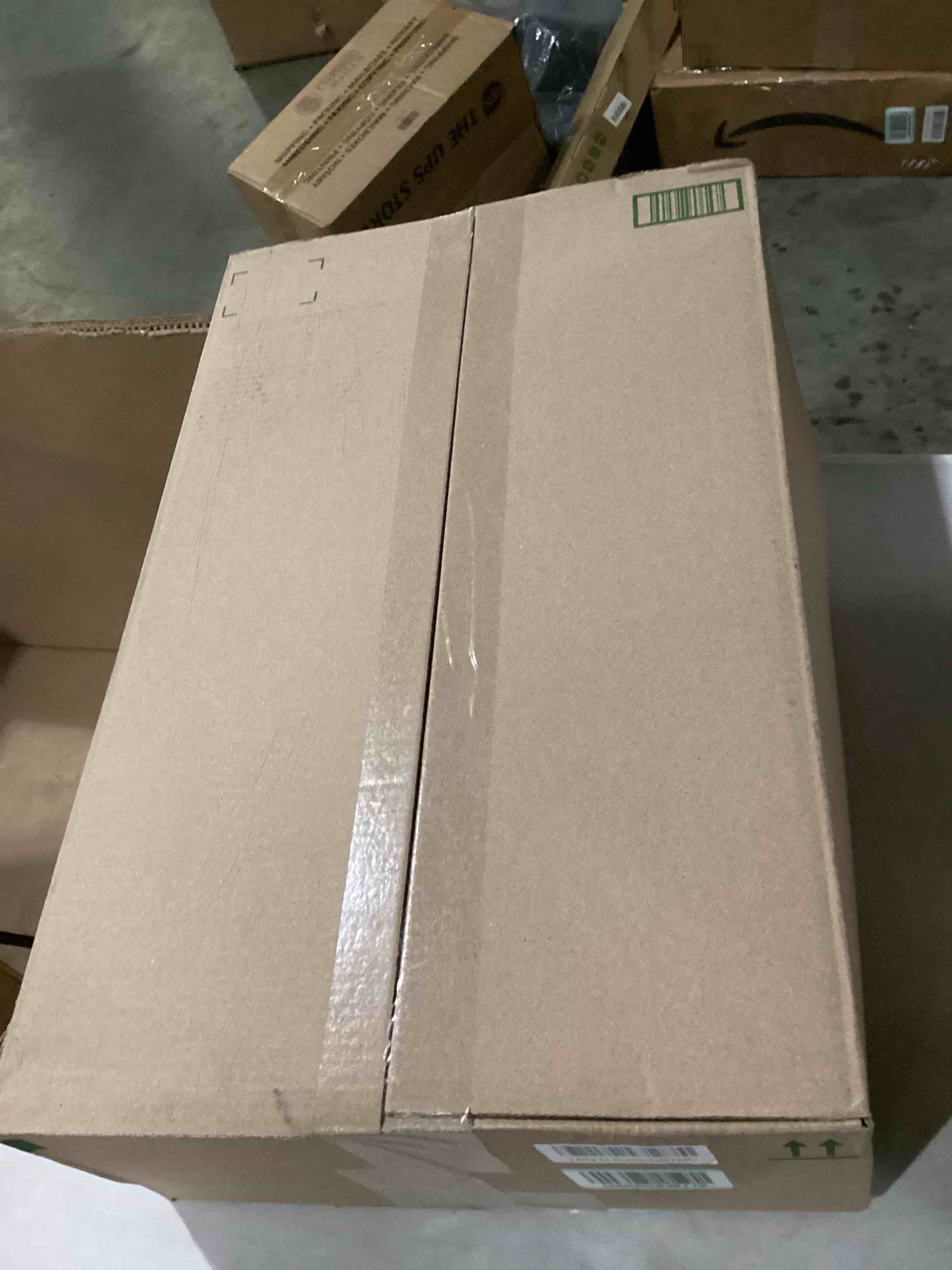 https://s3.amazonaws.com/lotting-images-prod/bidfta/YEL5498206_1728660334116.jpeg