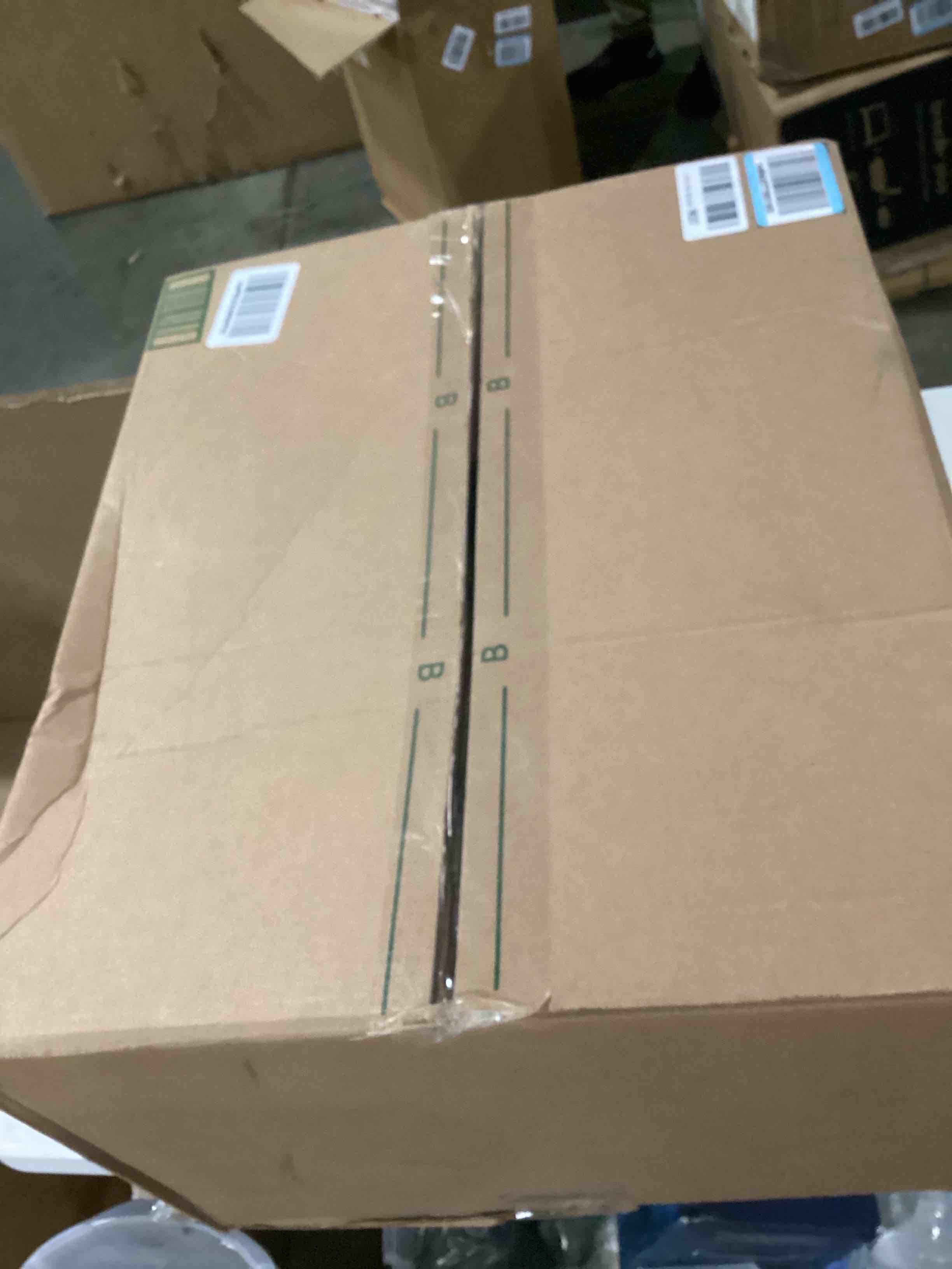 https://s3.amazonaws.com/lotting-images-prod/bidfta/YEL5498330_1728908212019.jpeg