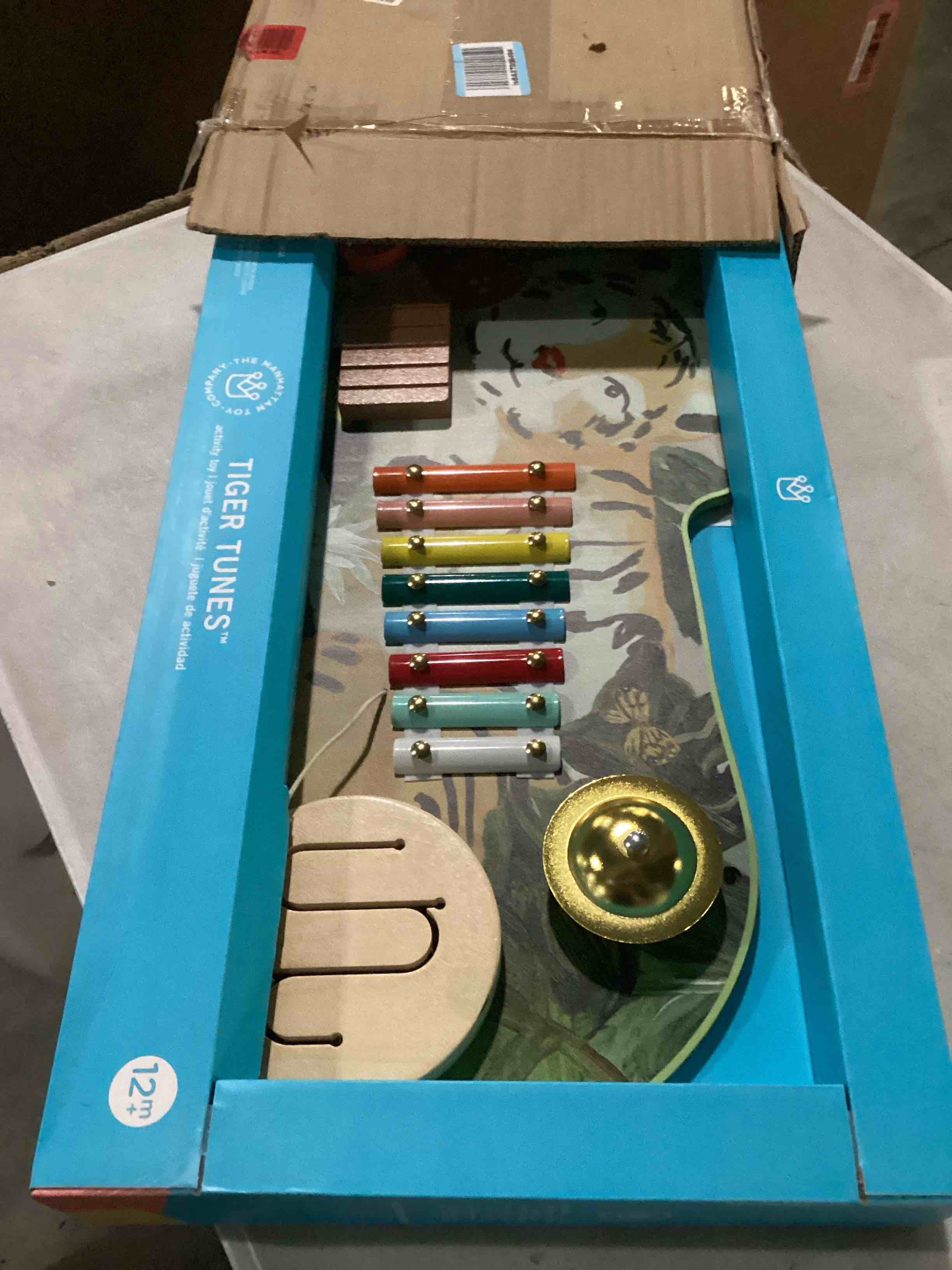 https://s3.amazonaws.com/lotting-images-prod/bidfta/YEL5498996_1729185067771.jpeg