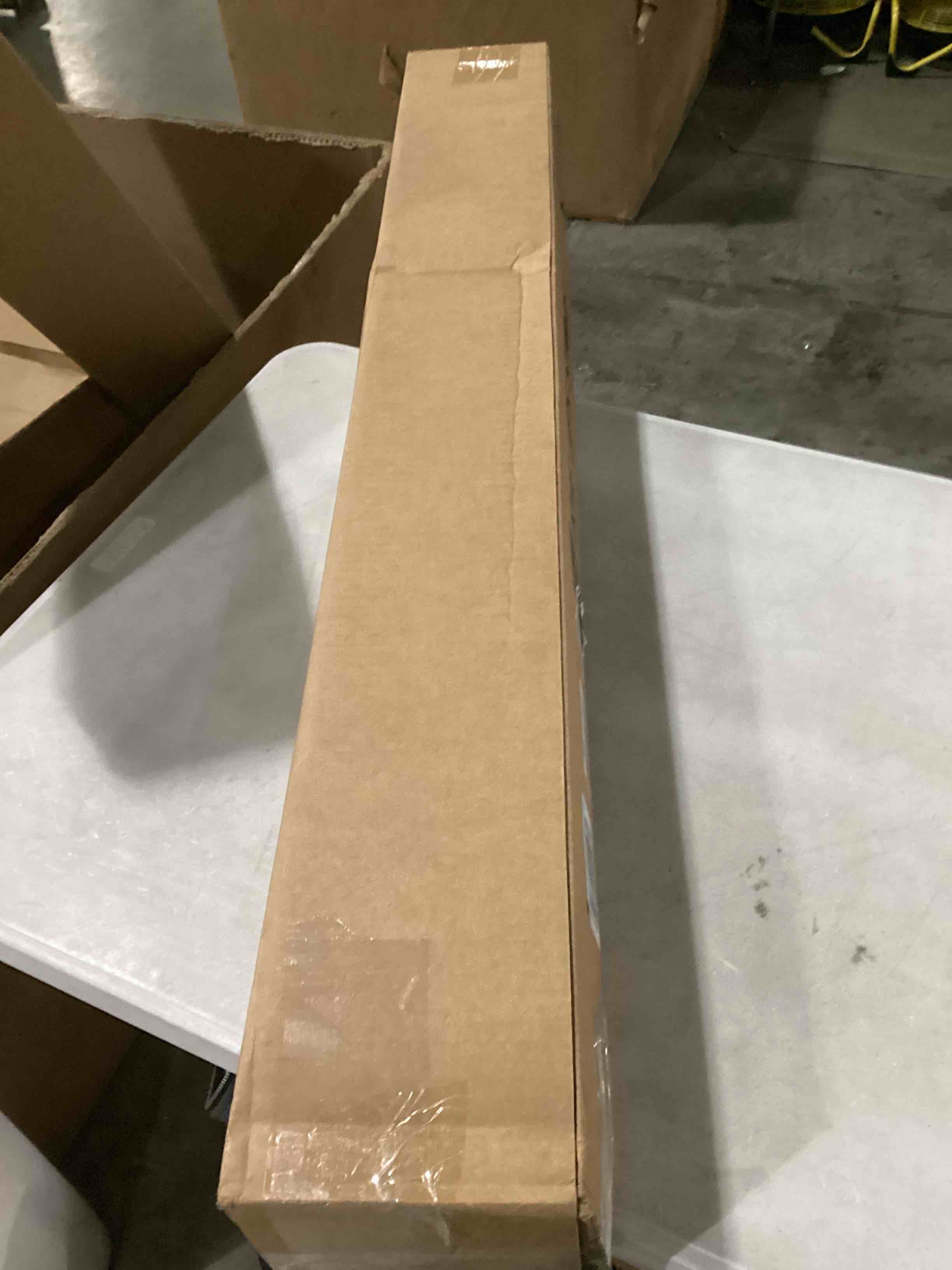 https://s3.amazonaws.com/lotting-images-prod/bidfta/YEL5499034_1729190307109.jpeg