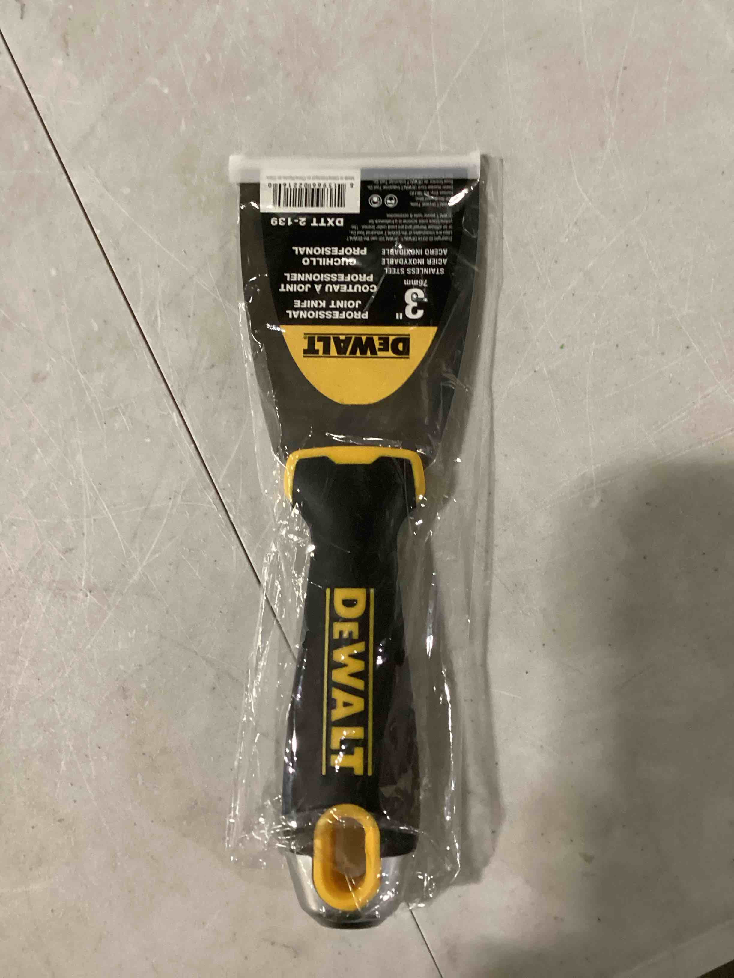 https://s3.amazonaws.com/lotting-images-prod/bidfta/YEL5499201_1729270968306.jpeg