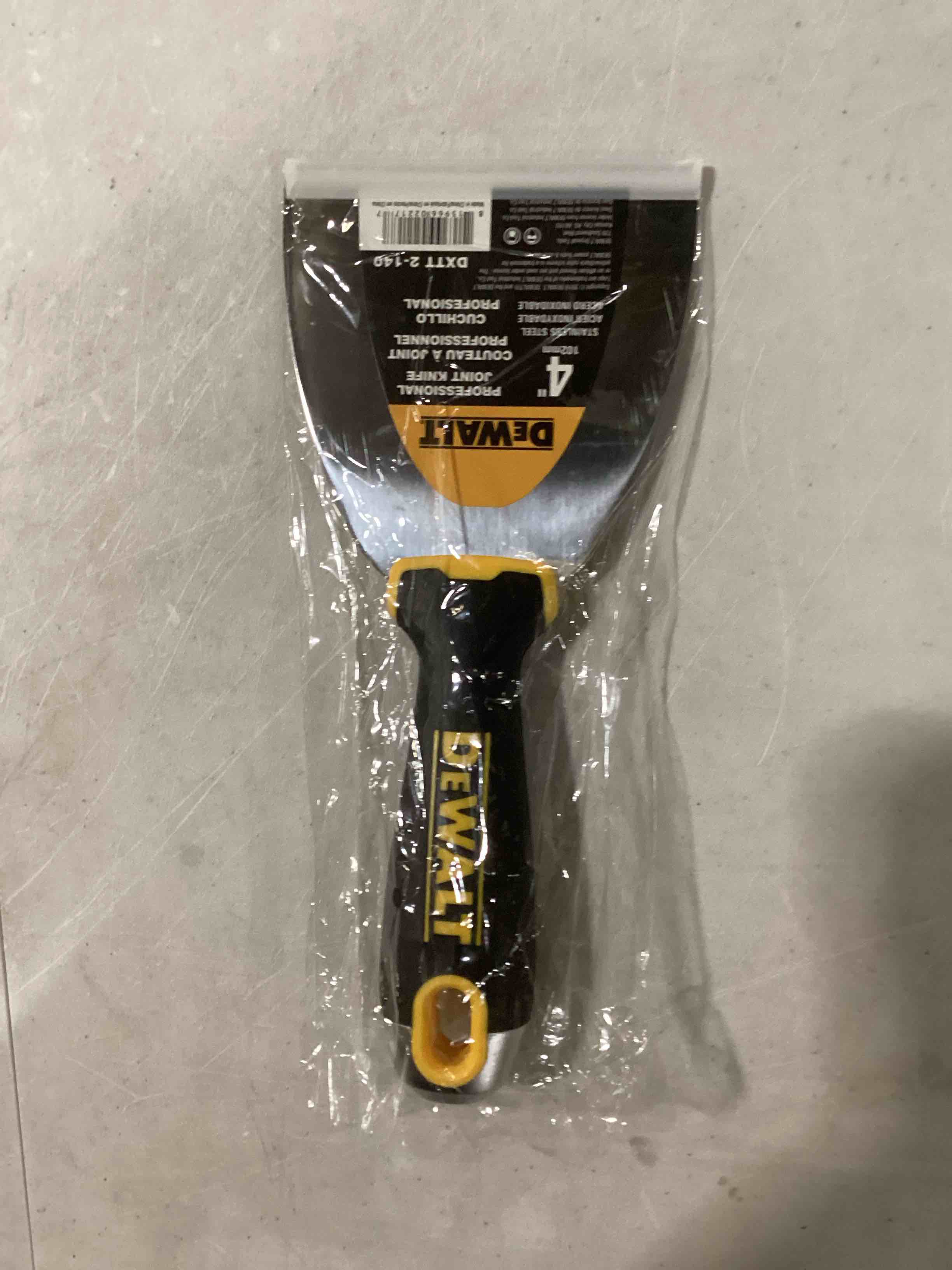 https://s3.amazonaws.com/lotting-images-prod/bidfta/YEL5499202_1729271032052.jpeg