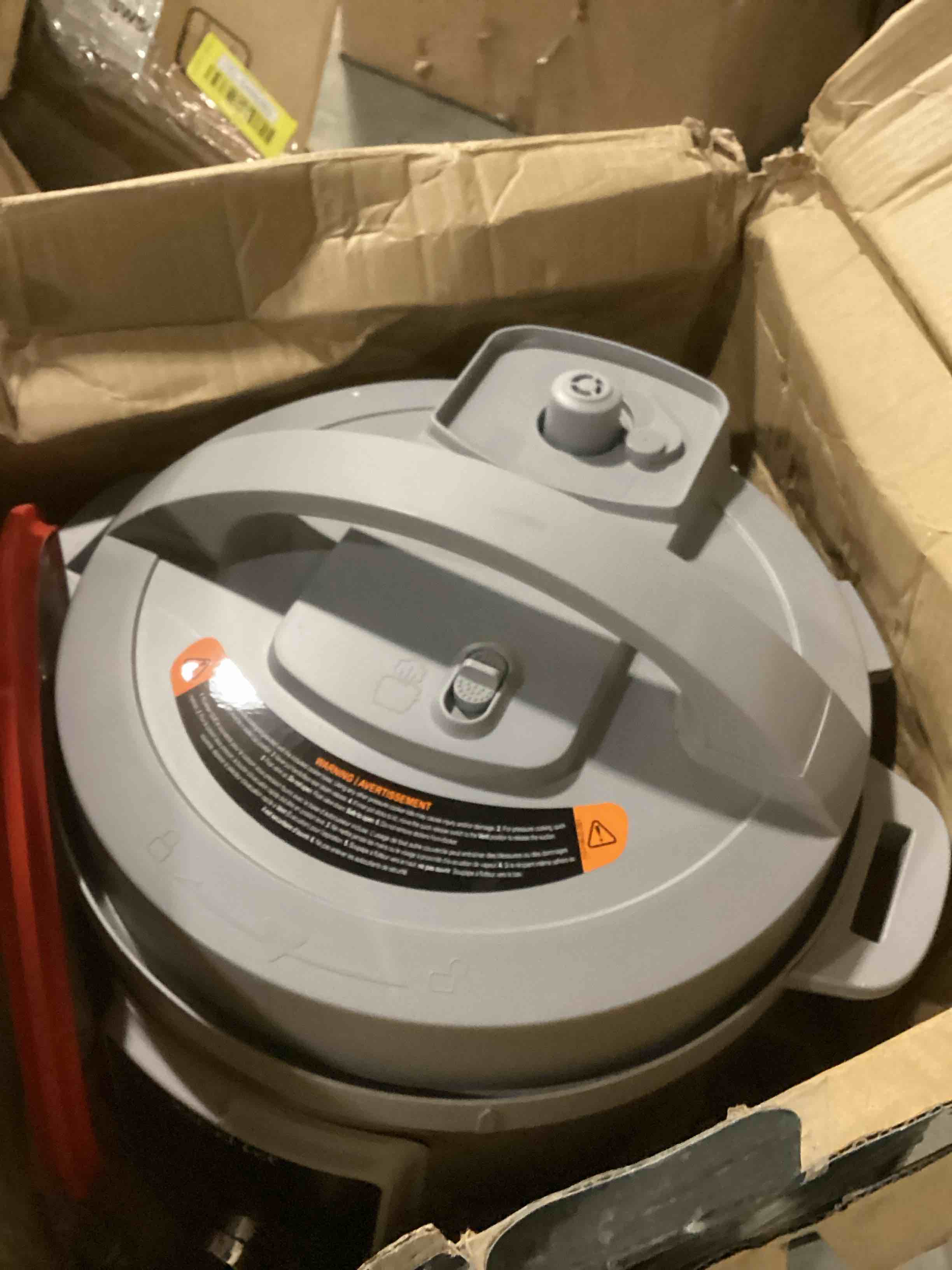 https://s3.amazonaws.com/lotting-images-prod/bidfta/YEL5499287_1729350613946.jpeg