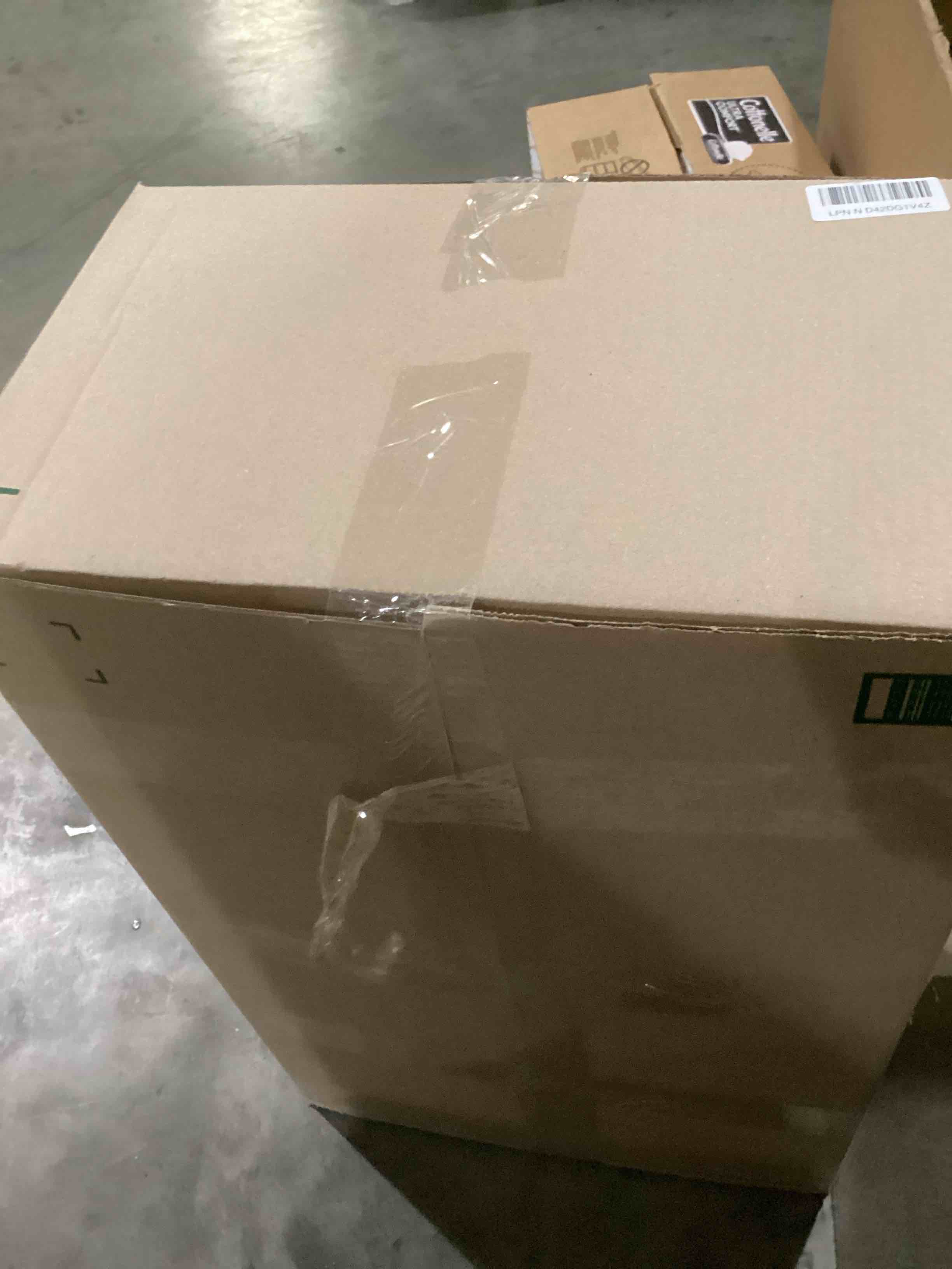 https://s3.amazonaws.com/lotting-images-prod/bidfta/YEL5499363_1729364823355.jpeg