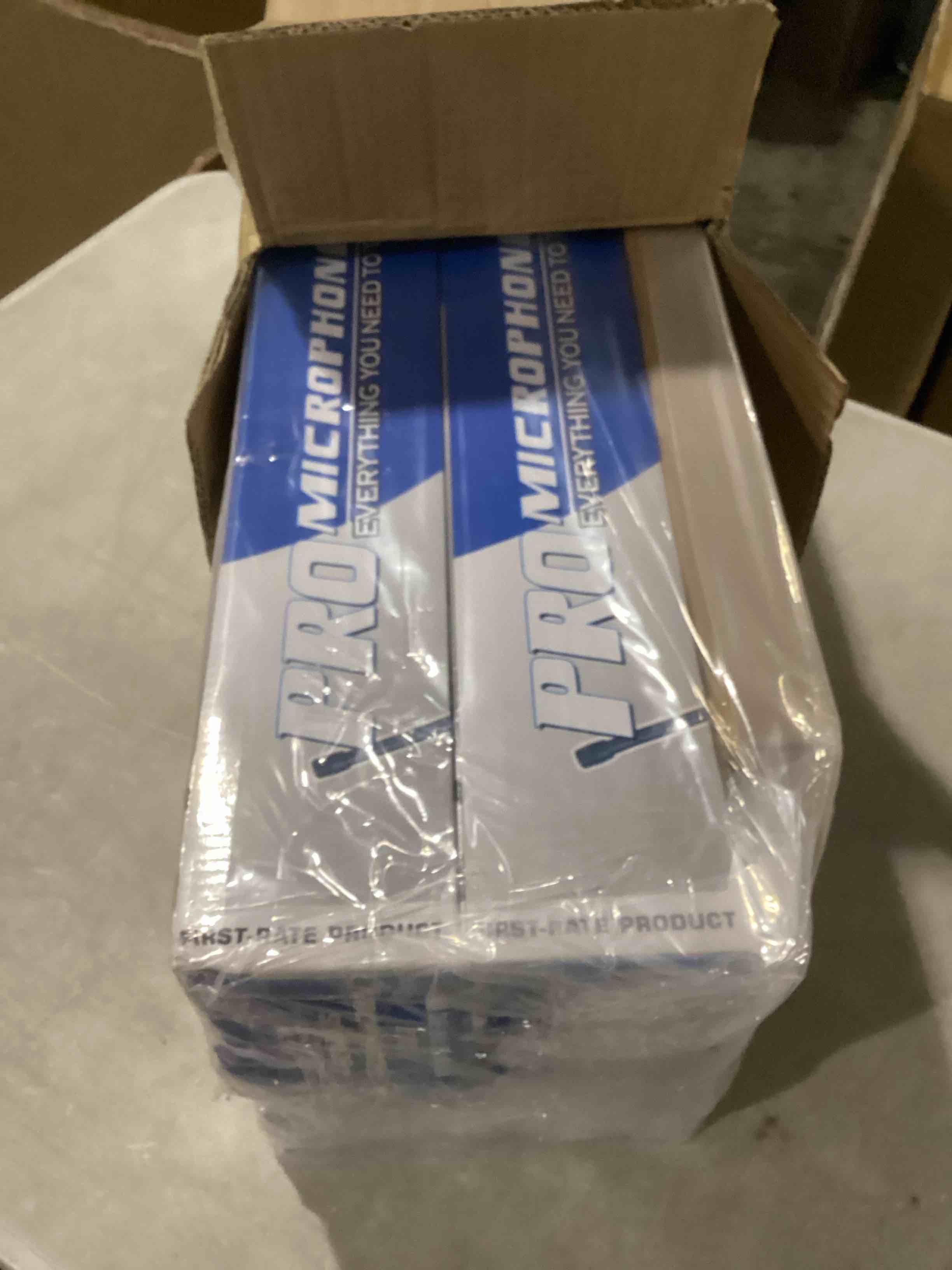 https://s3.amazonaws.com/lotting-images-prod/bidfta/YEL5499401_1729511878988.jpeg
