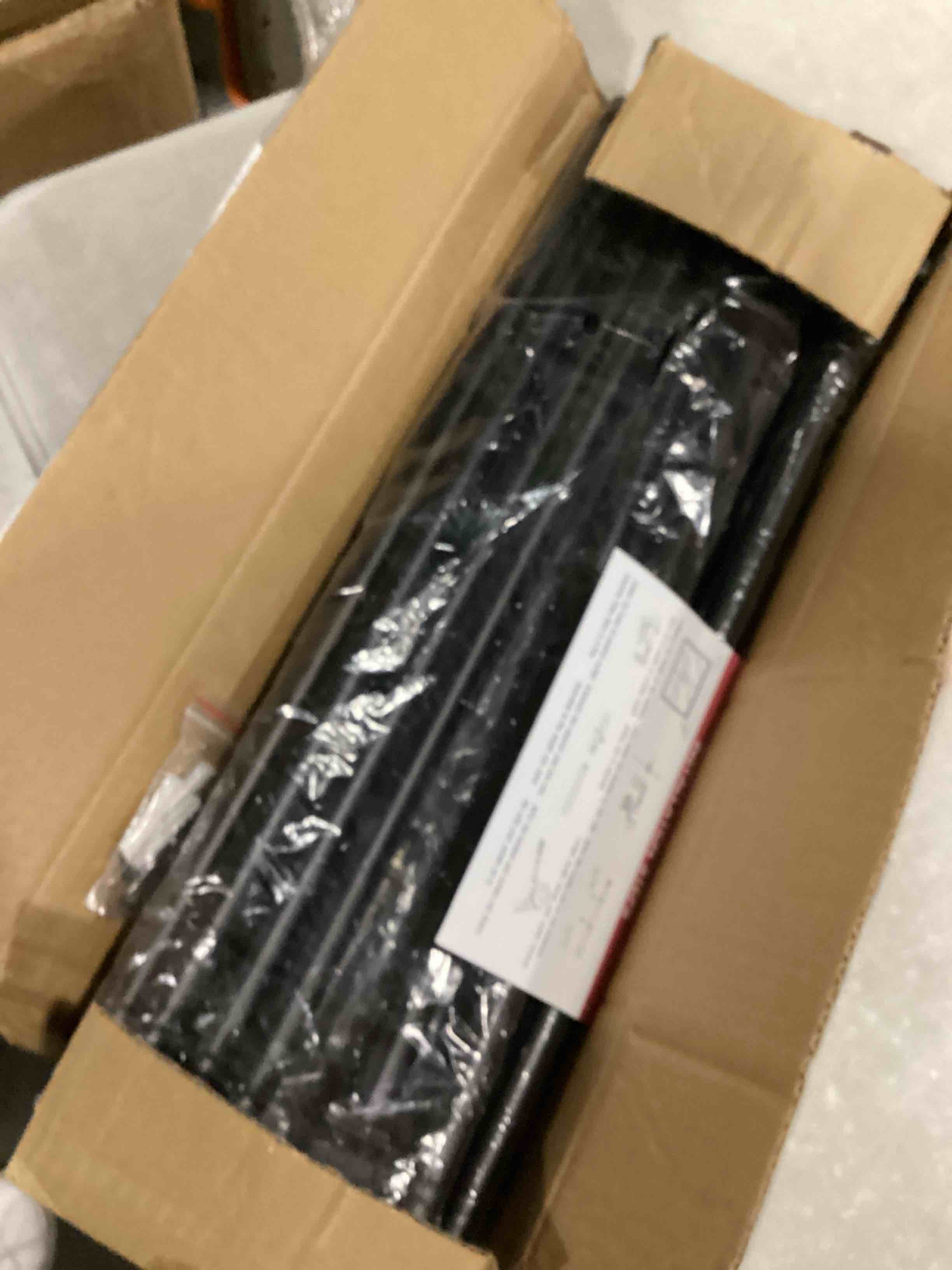 https://s3.amazonaws.com/lotting-images-prod/bidfta/YEL5501607_1728066348856.jpeg