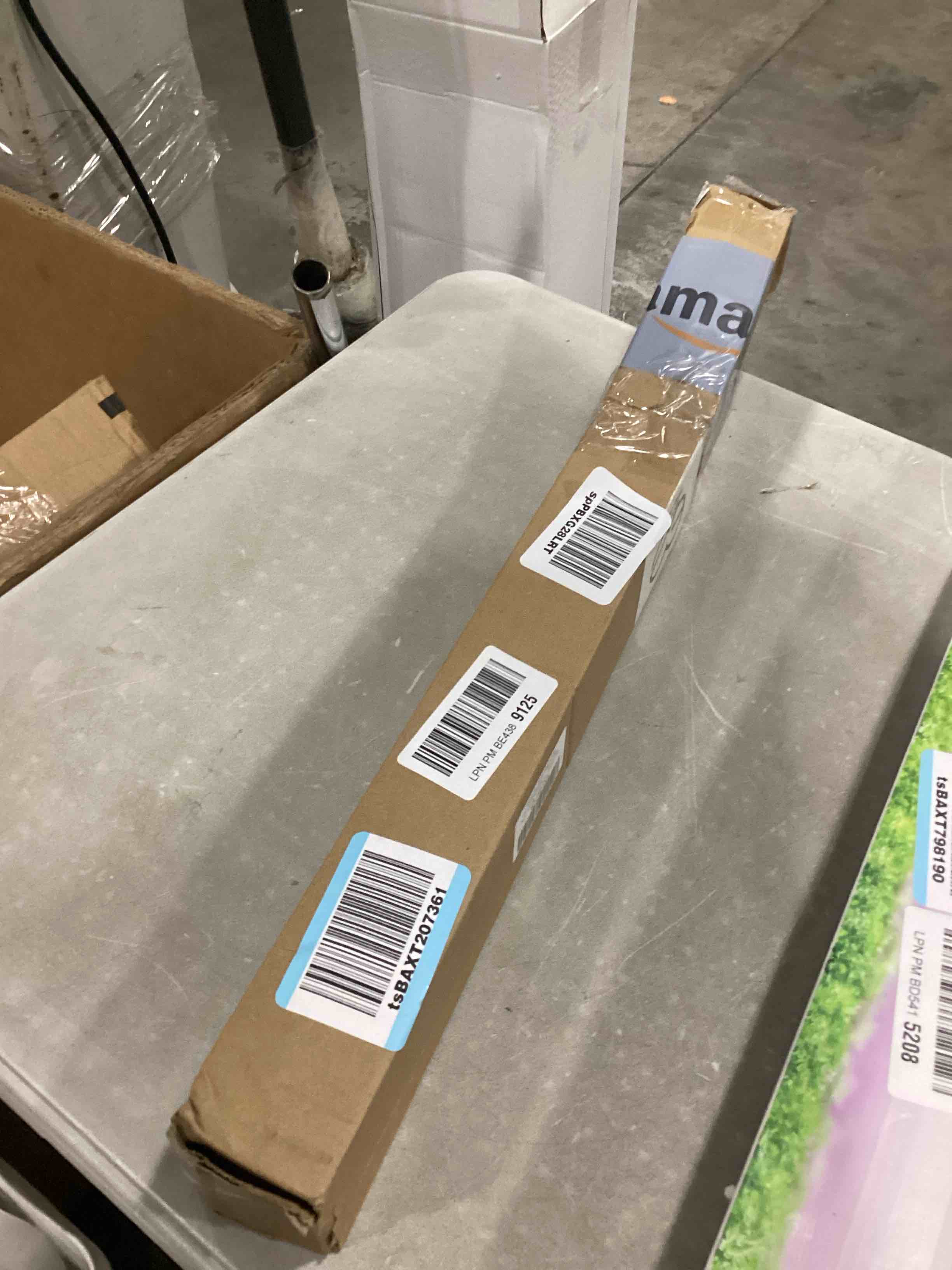 https://s3.amazonaws.com/lotting-images-prod/bidfta/YEL5502432_1728993427182.jpeg