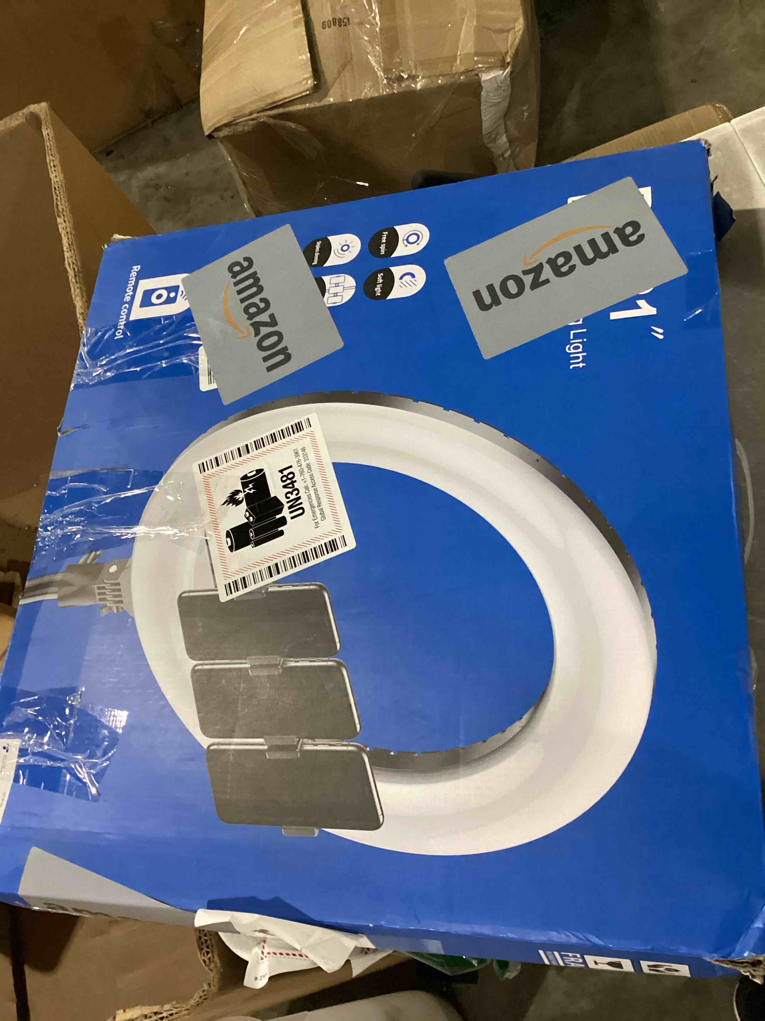 https://s3.amazonaws.com/lotting-images-prod/bidfta/YEL5503732_1727462658662.jpeg