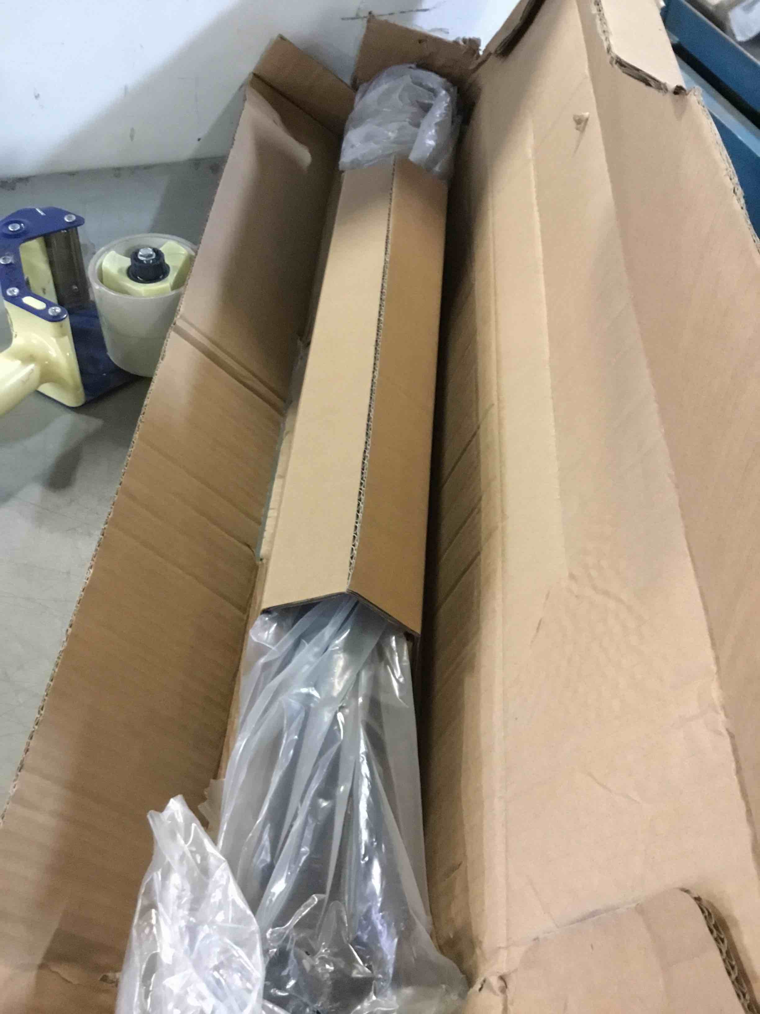 https://s3.amazonaws.com/lotting-images-prod/bidfta/YEL5504220_1701786526132.jpeg