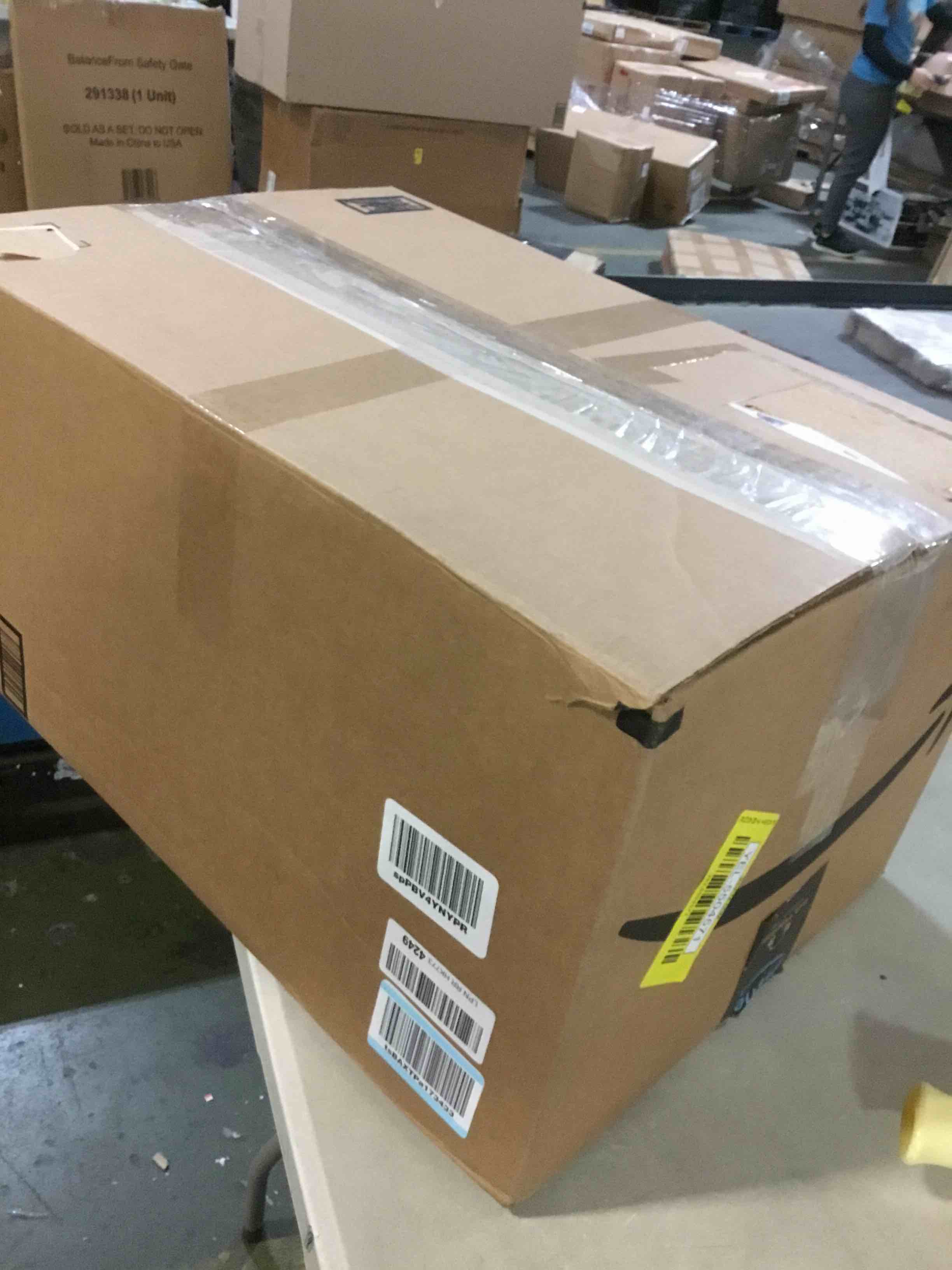https://s3.amazonaws.com/lotting-images-prod/bidfta/YEL5504571_1701896133067.jpeg