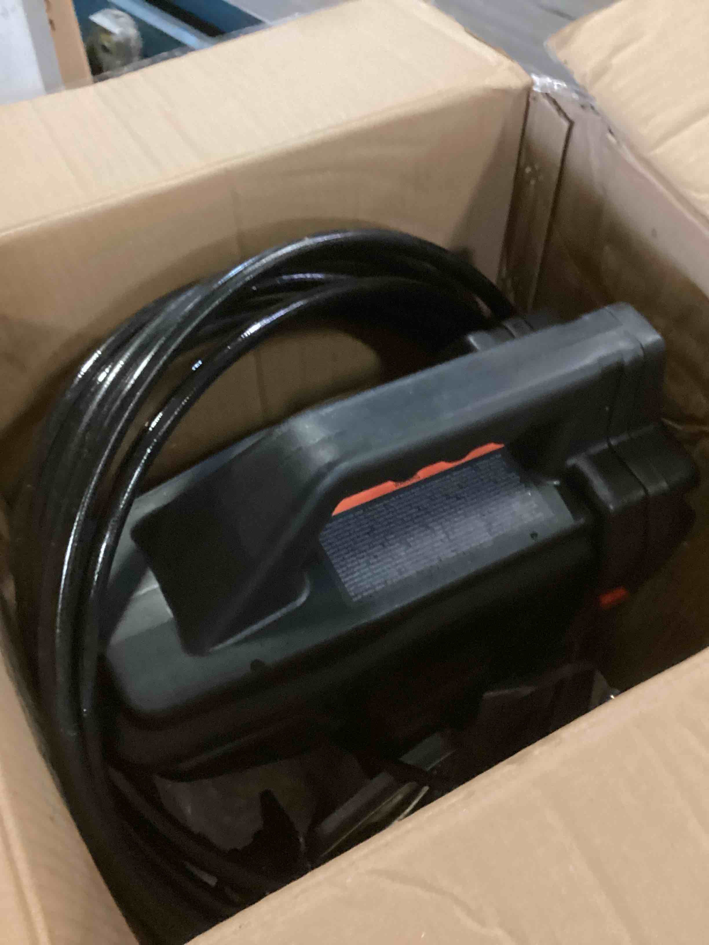 https://s3.amazonaws.com/lotting-images-prod/bidfta/YEL5508031_1702044608810.jpeg