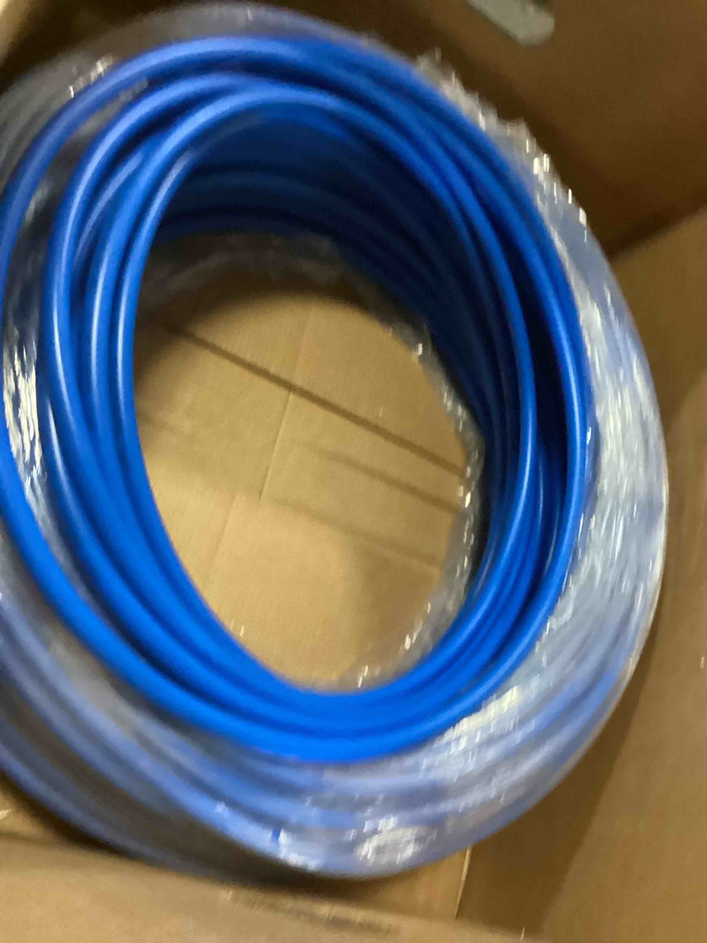 https://s3.amazonaws.com/lotting-images-prod/bidfta/YEL5508404_1702323997381.jpeg