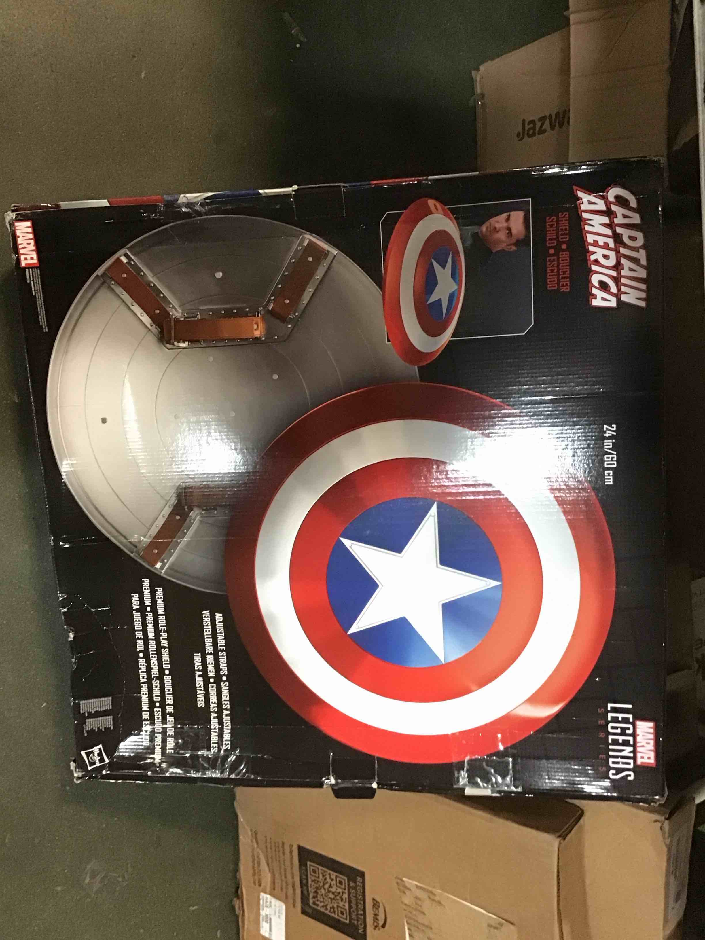 Marvel Exclusive Legends Gear Classic Comic Captain America Shield Prop Replica