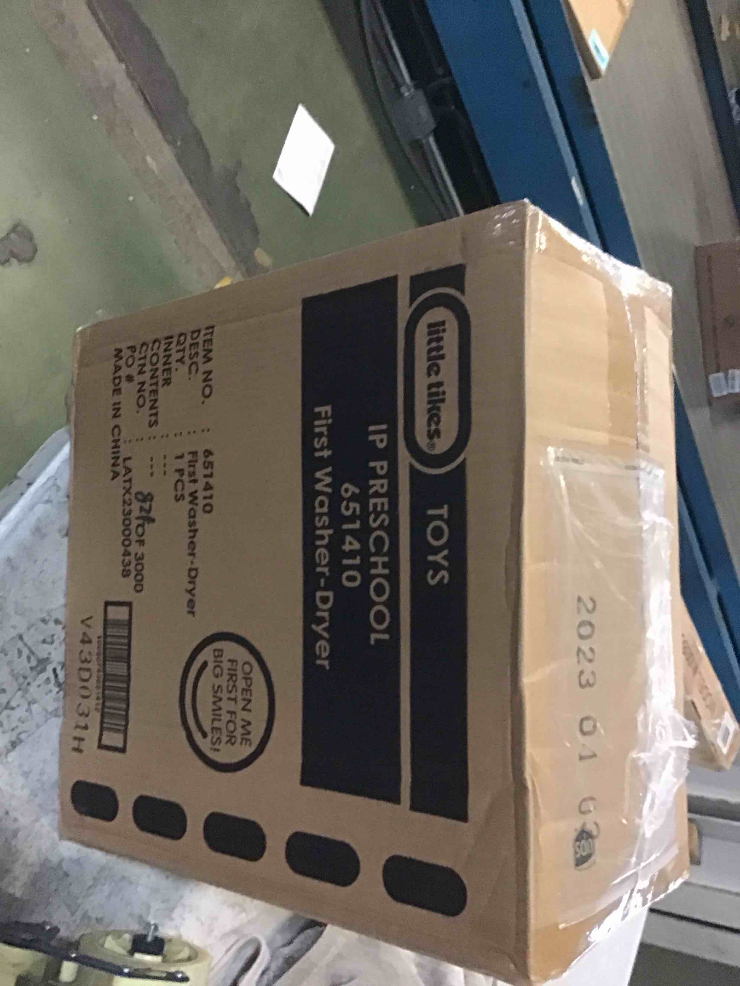 https://s3.amazonaws.com/lotting-images-prod/bidfta/YEL5509742_1701981646206.jpeg