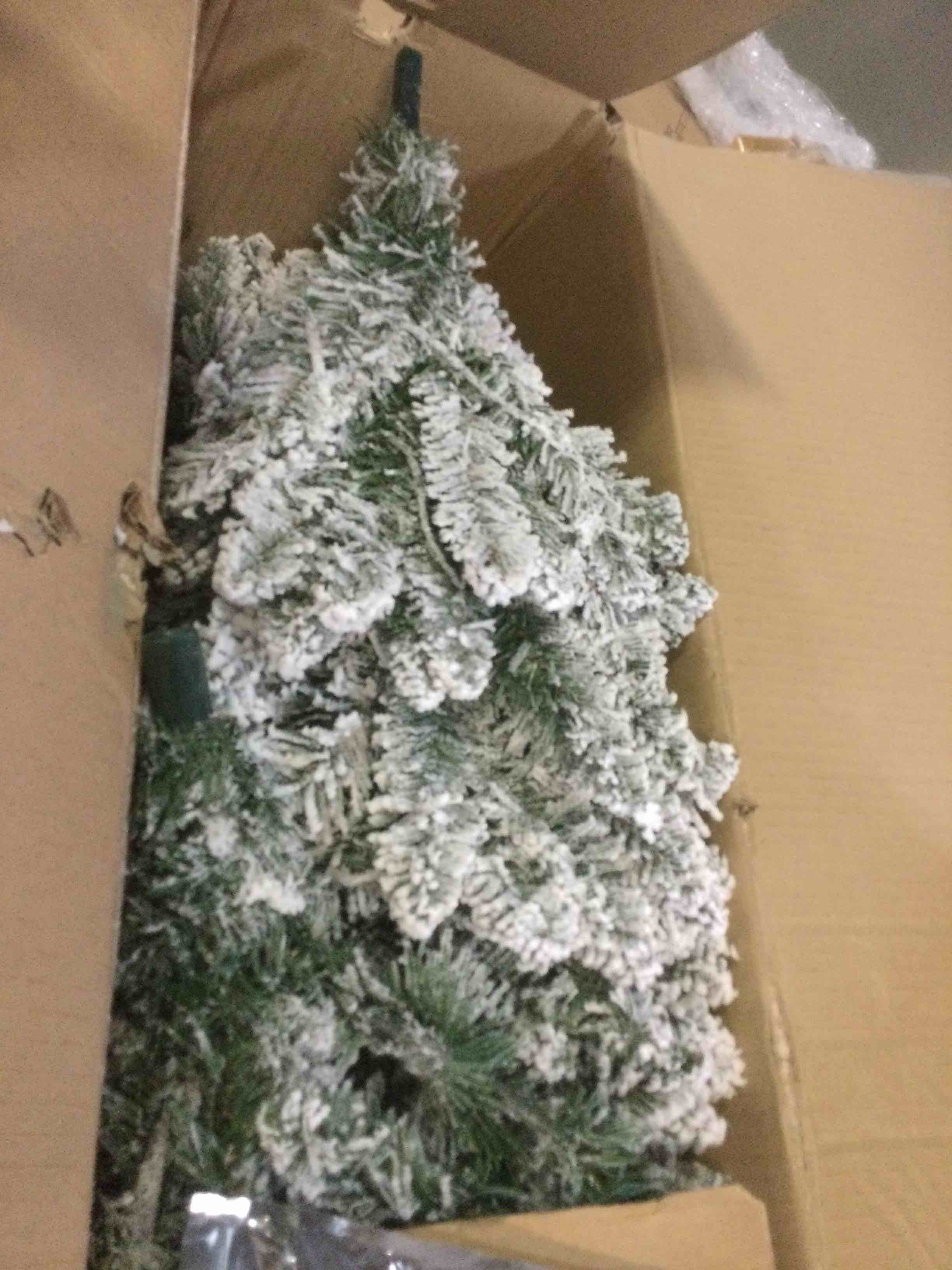 https://s3.amazonaws.com/lotting-images-prod/bidfta/YEL5509914_1702061468235.jpeg
