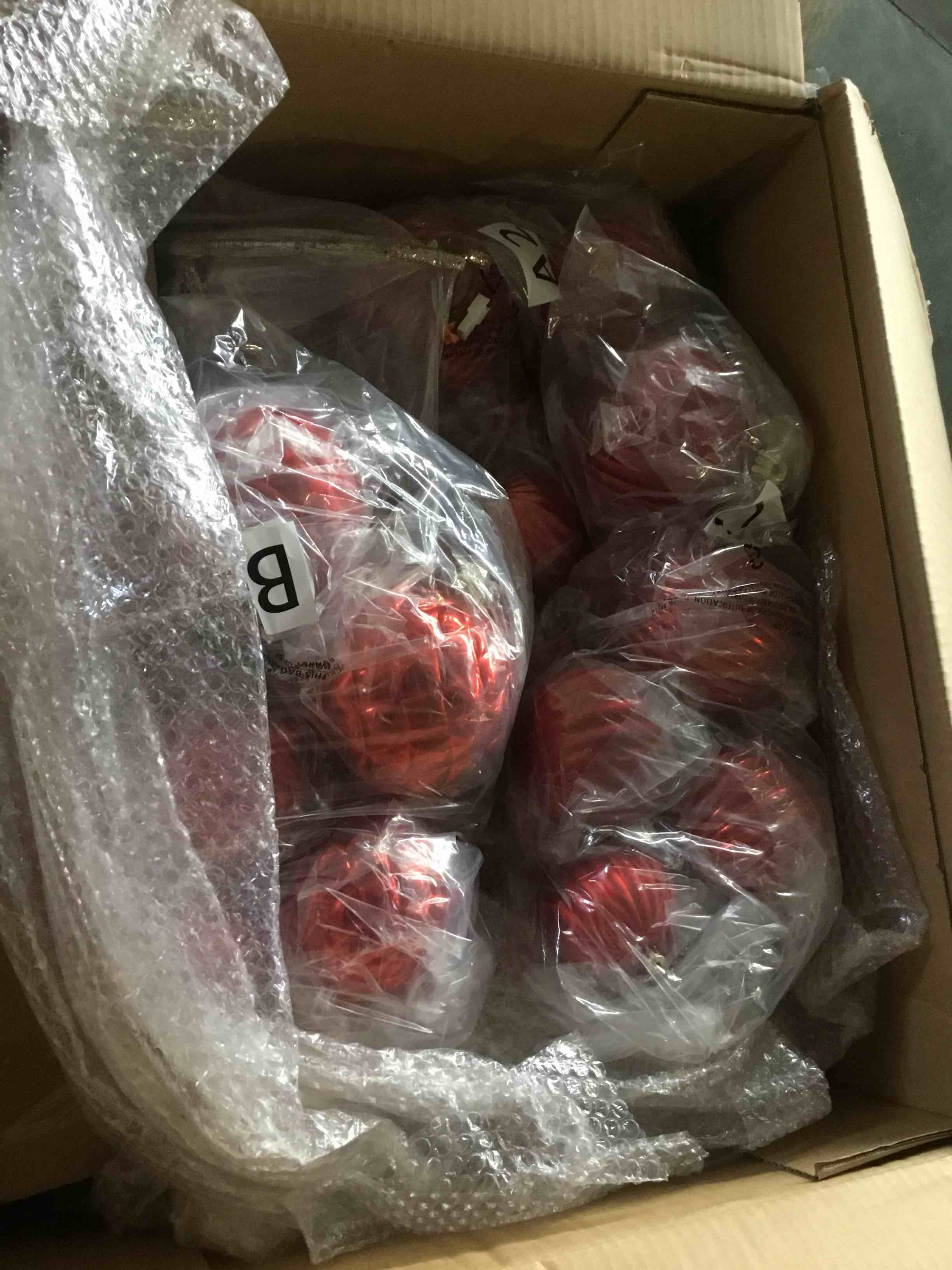 https://s3.amazonaws.com/lotting-images-prod/bidfta/YEL5511660_1701193646492.jpeg