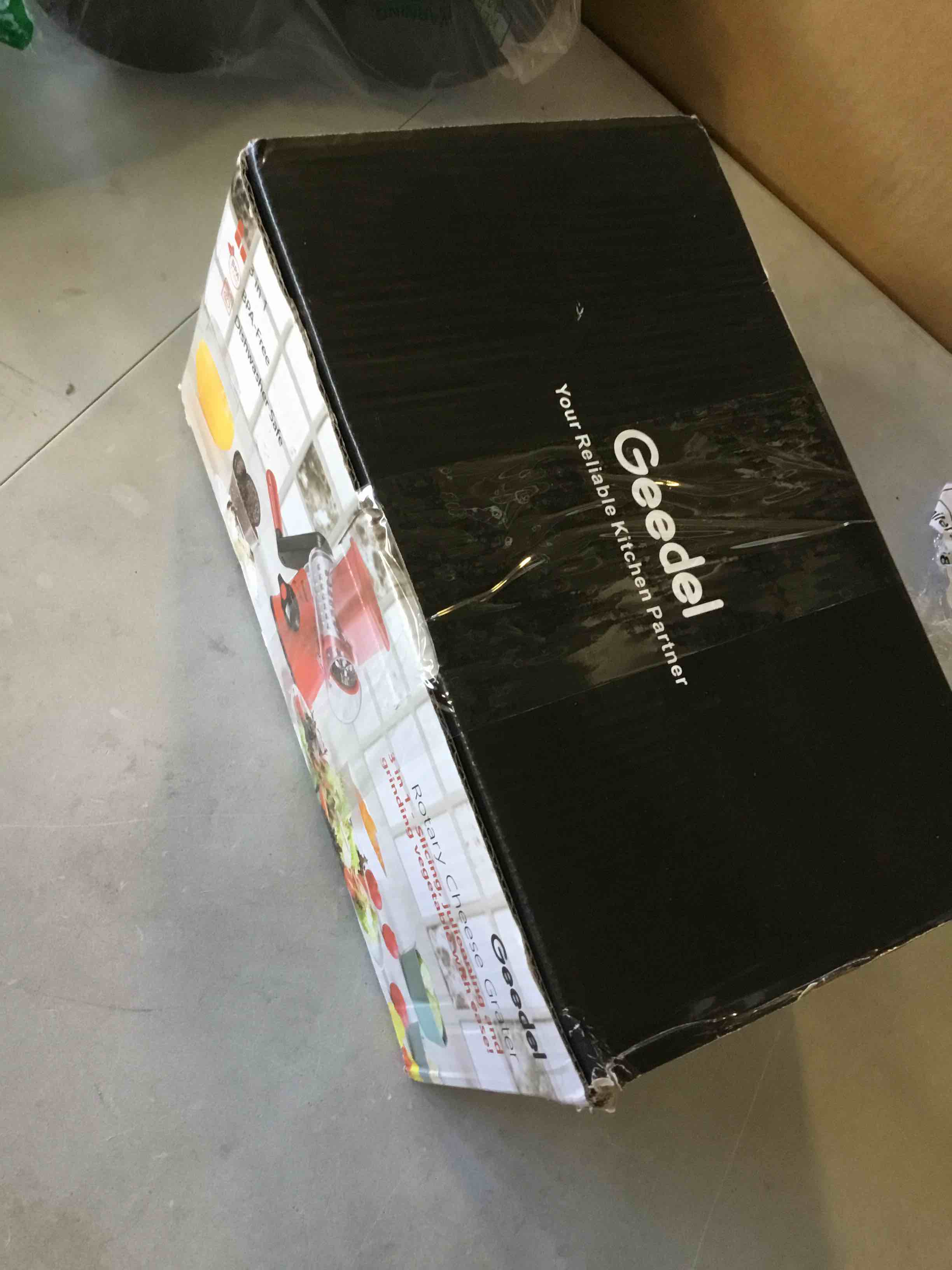 https://s3.amazonaws.com/lotting-images-prod/bidfta/YEL5511704_1701282503382.jpeg