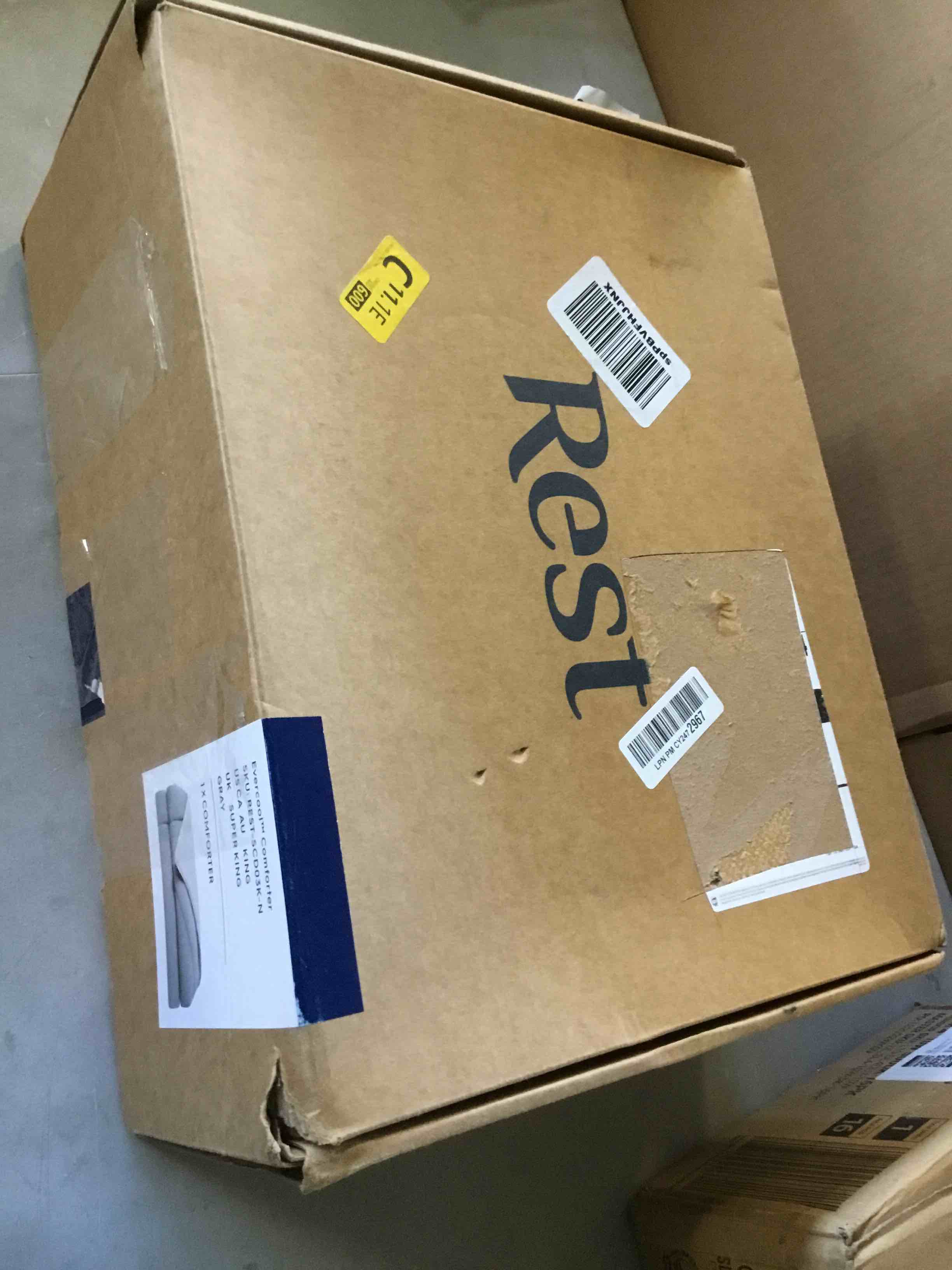 https://s3.amazonaws.com/lotting-images-prod/bidfta/YEL5511754_1701289230422.jpeg