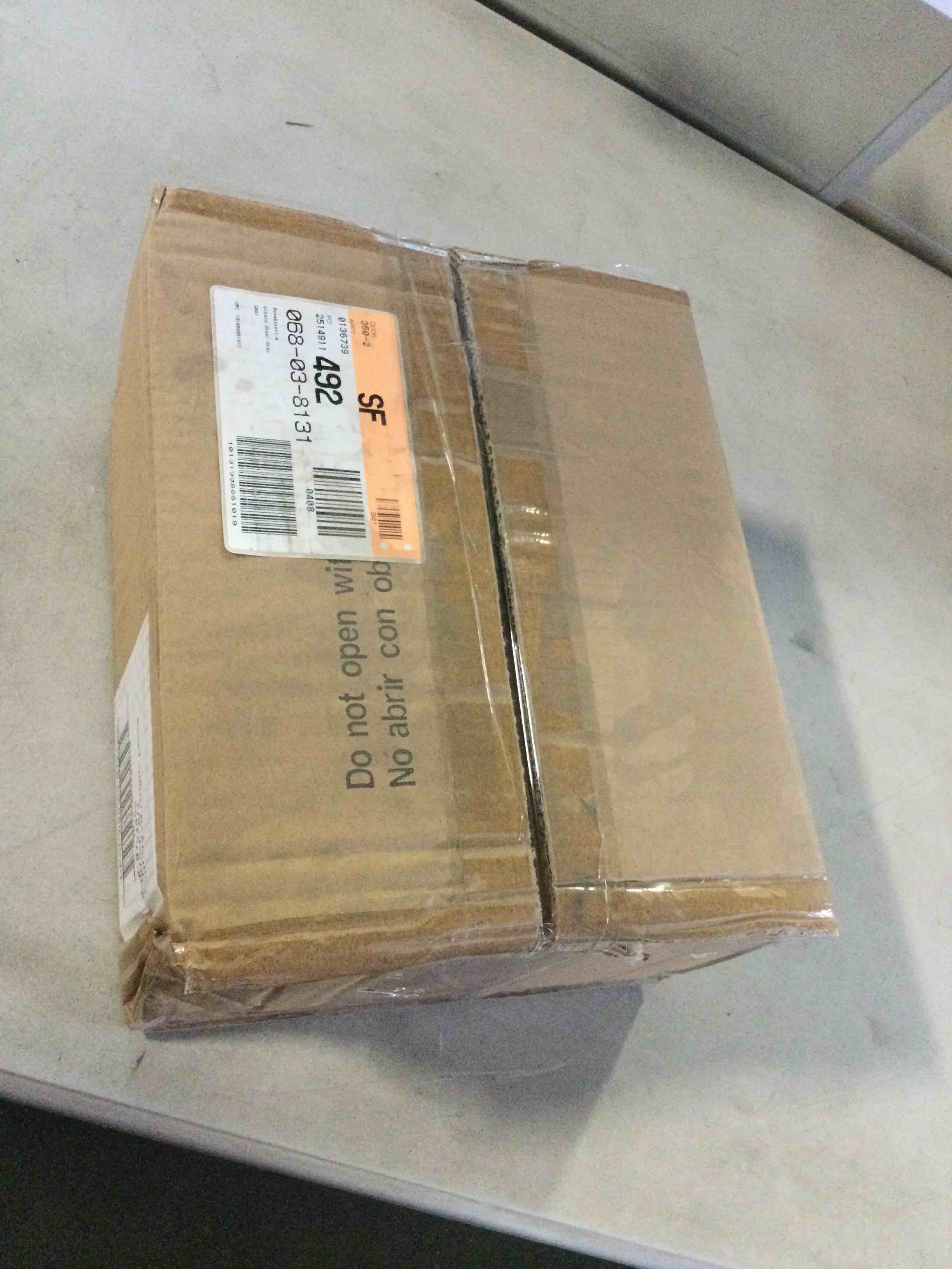 https://s3.amazonaws.com/lotting-images-prod/bidfta/YEL5511975_1701868928615.jpeg