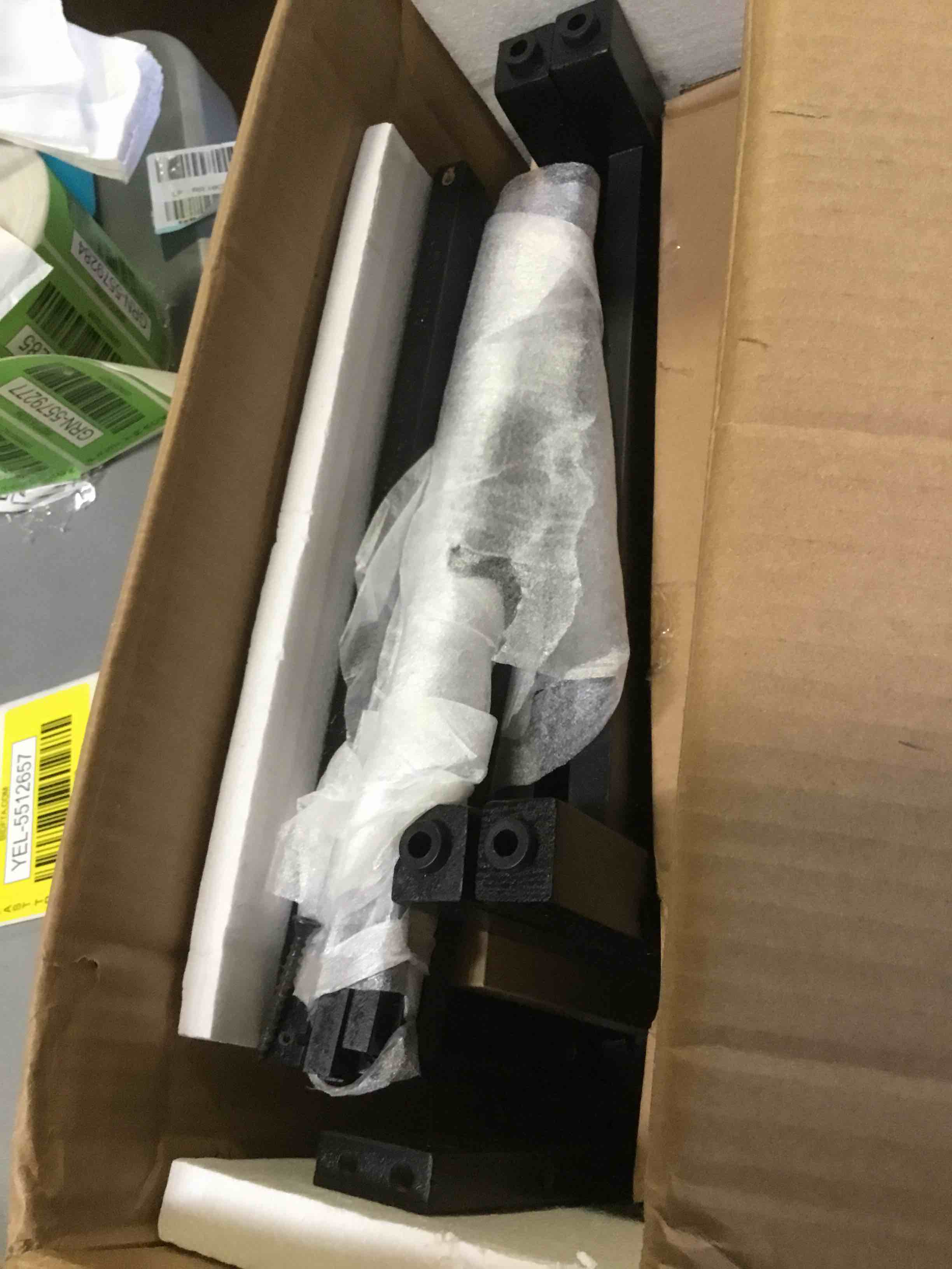 https://s3.amazonaws.com/lotting-images-prod/bidfta/YEL5512649_1702318396511.jpeg