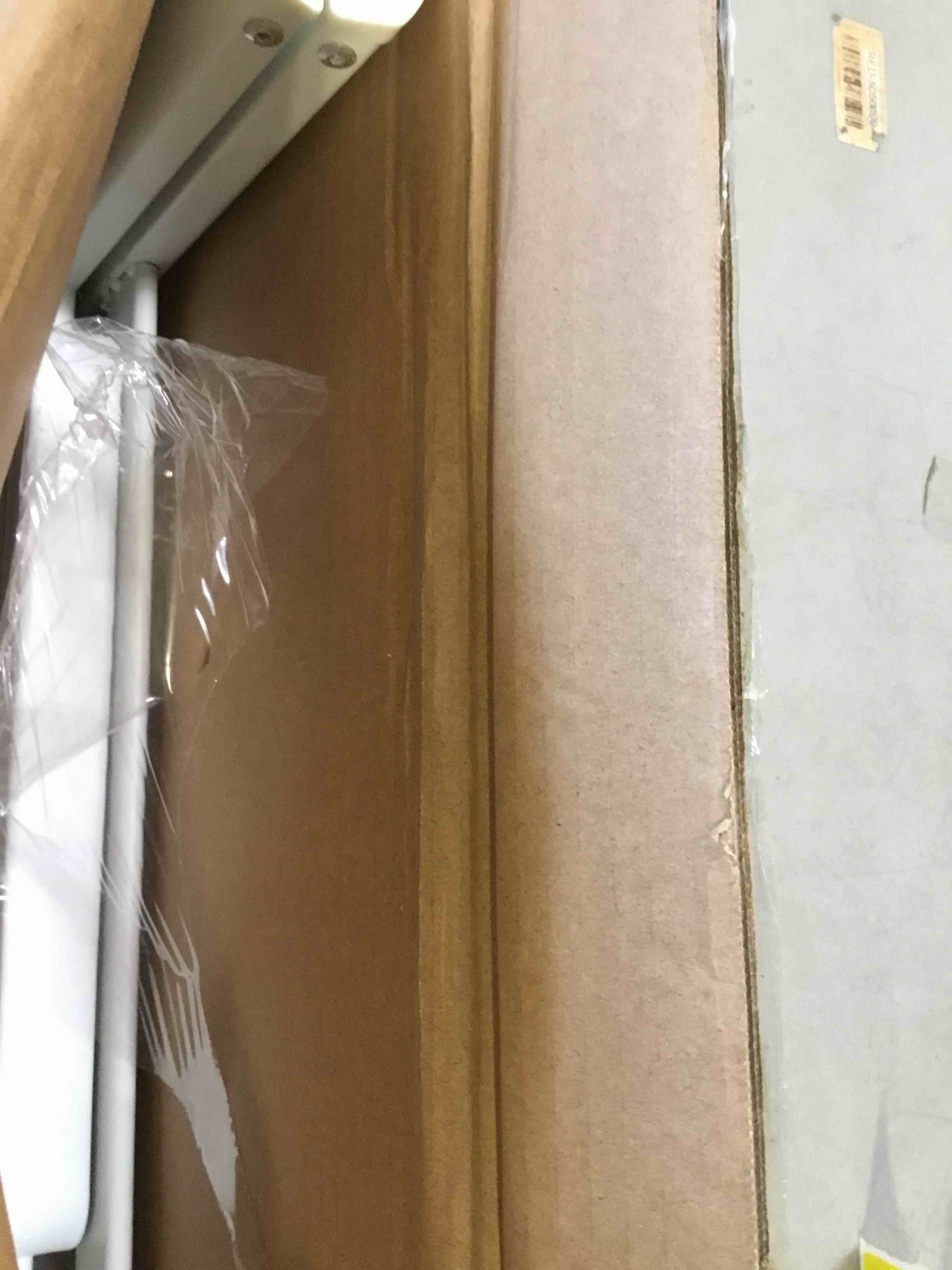 https://s3.amazonaws.com/lotting-images-prod/bidfta/YEL5512675_1702323637584.jpeg