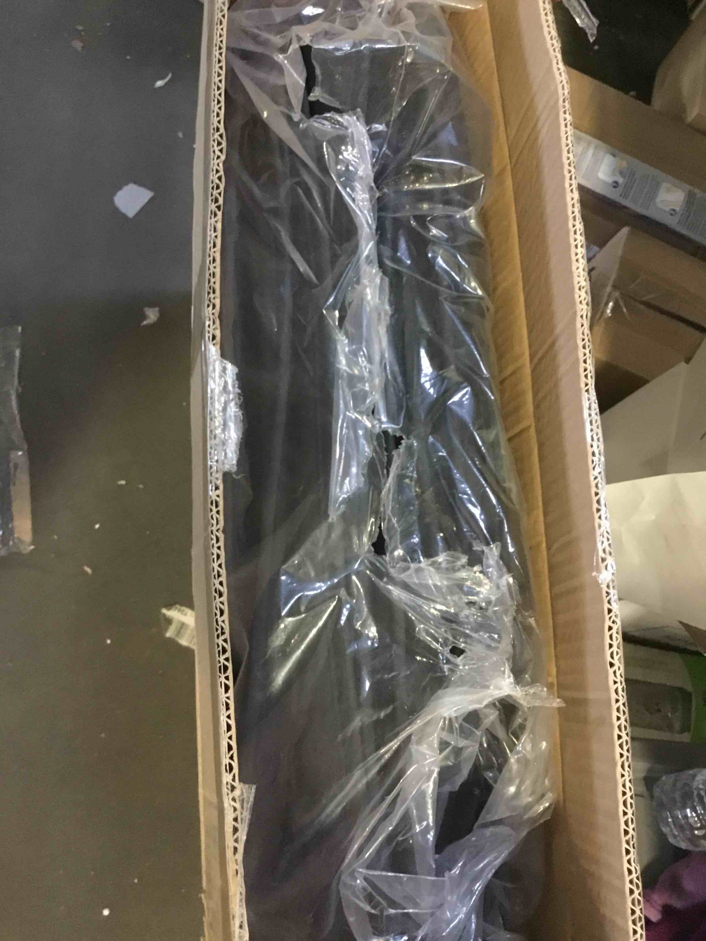 https://s3.amazonaws.com/lotting-images-prod/bidfta/YEL5512682_1702324489739.jpeg
