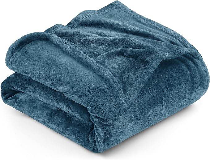 Threshold 92 x 108 Microplush Super Soft Bed Blanket Metallic Blue Color BR1