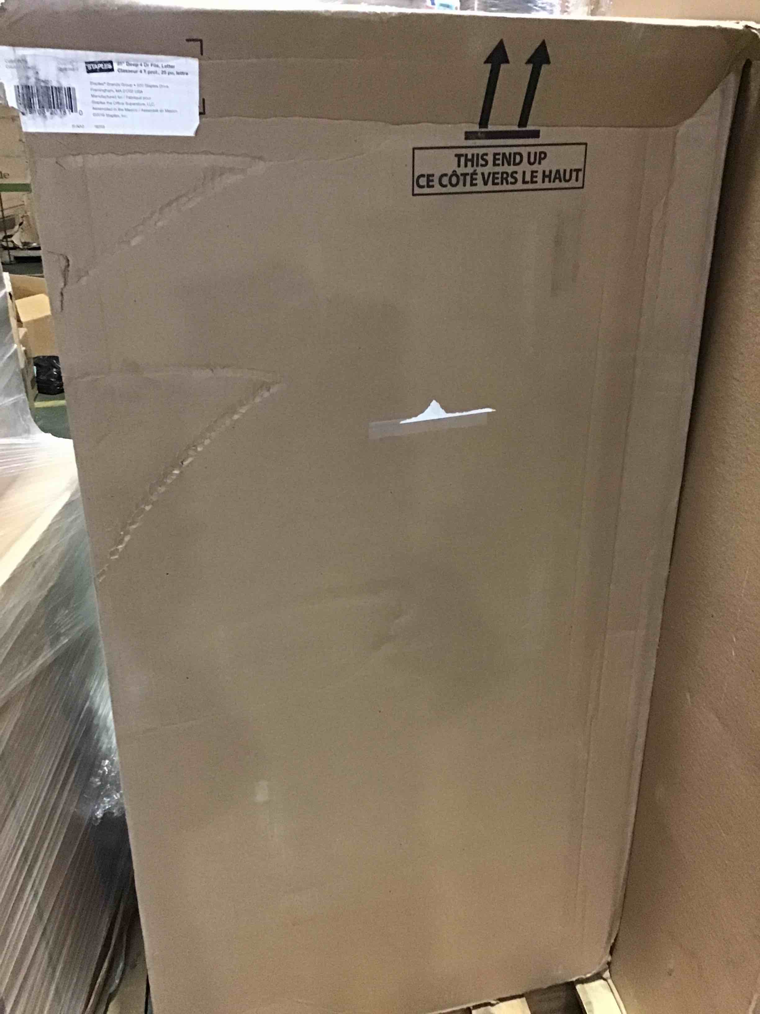https://s3.amazonaws.com/lotting-images-prod/bidfta/YEL5513637_1701455047146.jpeg