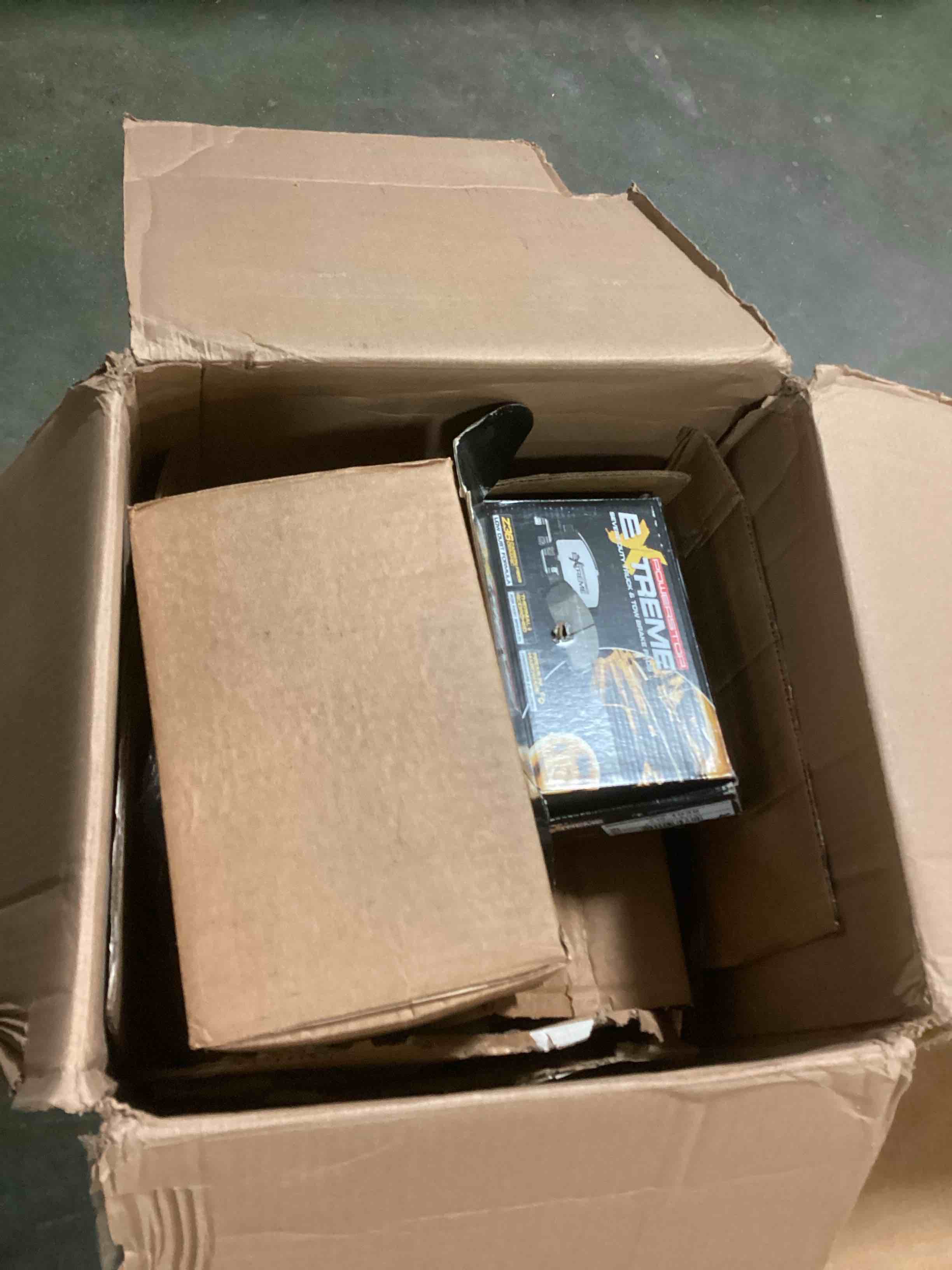 https://s3.amazonaws.com/lotting-images-prod/bidfta/YEL5514953_1701378341730.jpeg